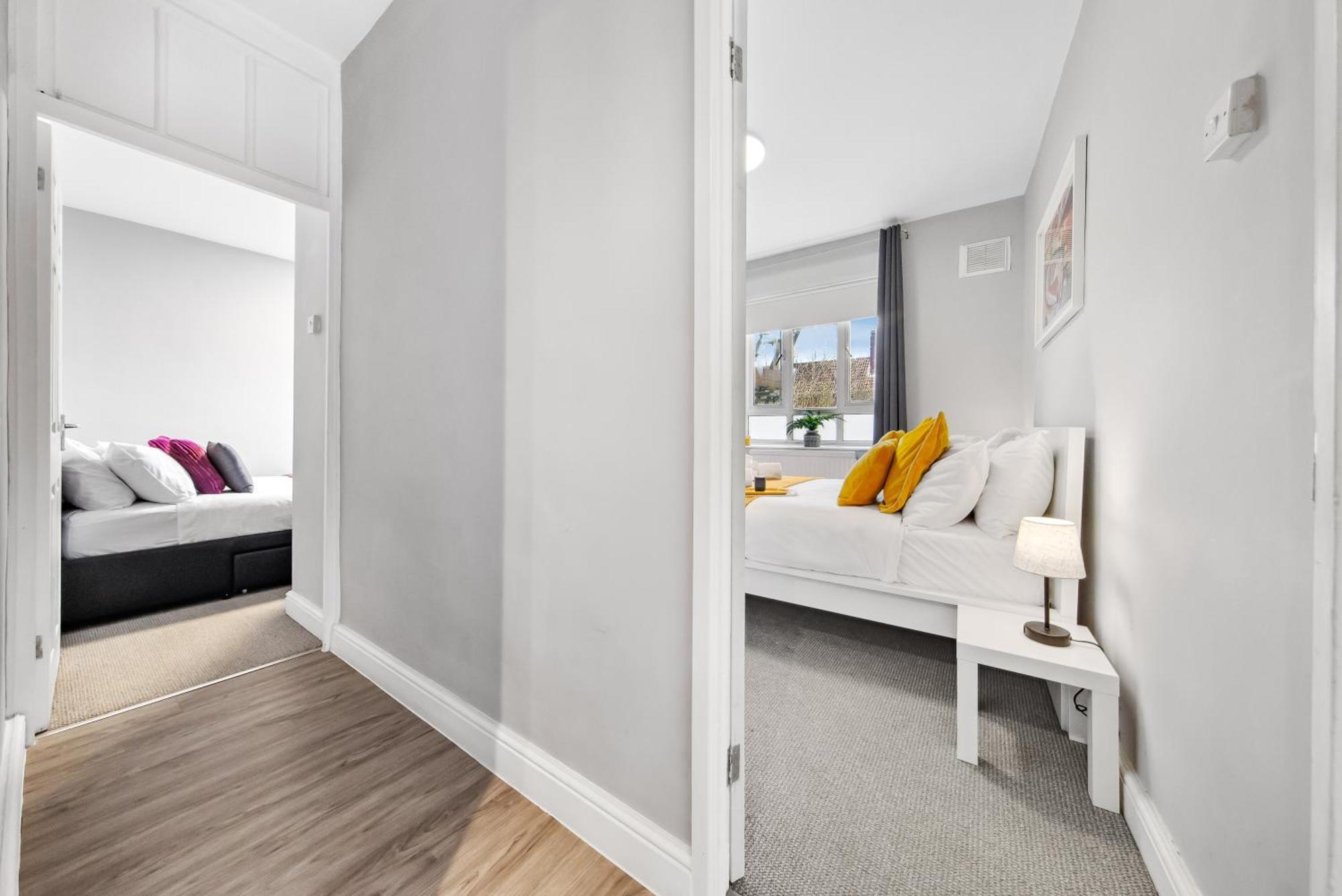White Retreat - 2 Bedroom Flat Next To Loftus Road Apartment London