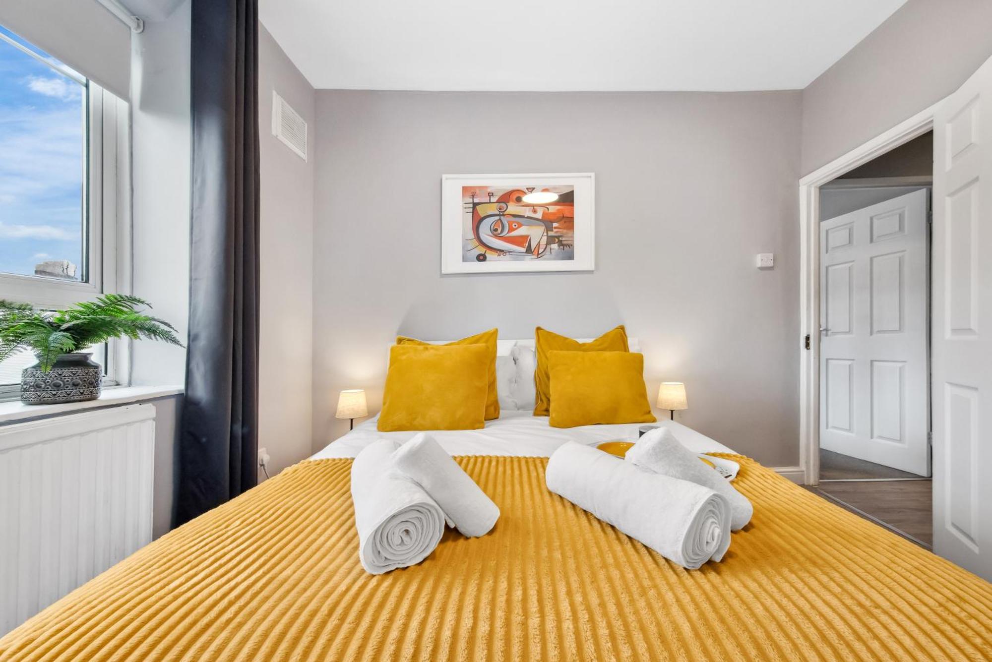 White Retreat - 2 Bedroom Flat Next To Loftus Road Apartment London