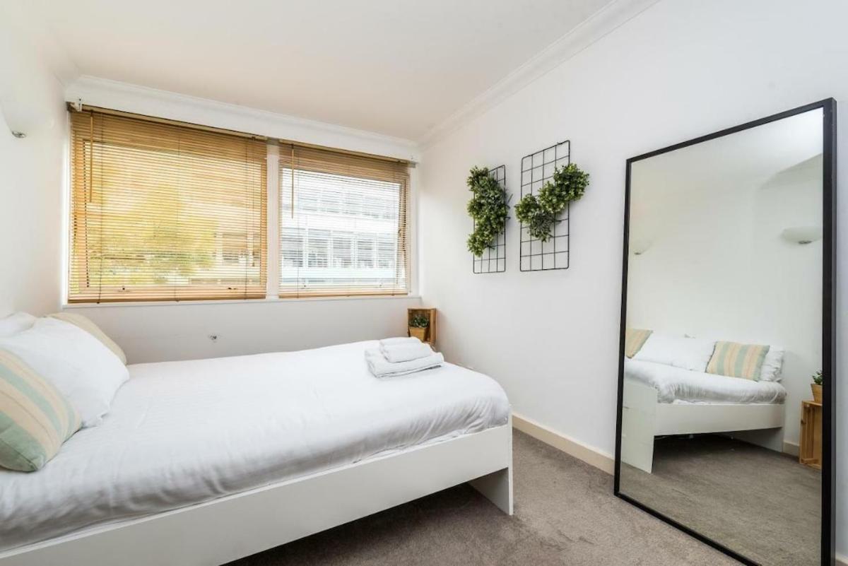 Fitzrovia - Walk To Soho & West End London