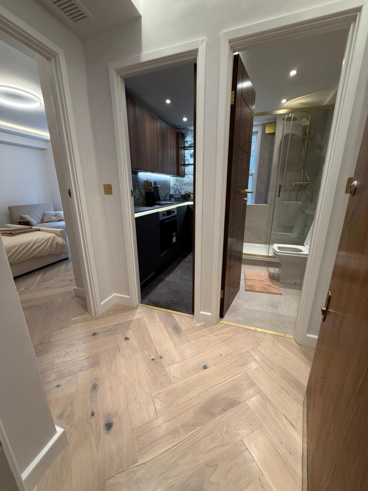 Hyde Park Apartment *