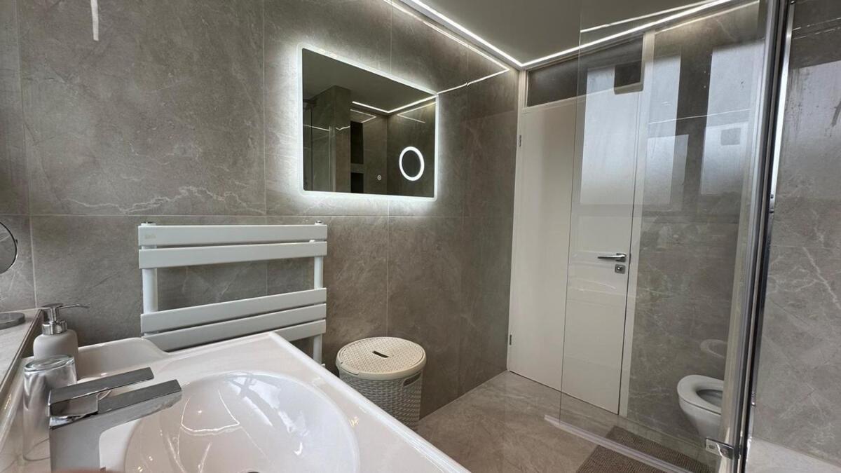 4 Bedroom Flat Near Parks&transportation - 7 Ppl Leilighet *