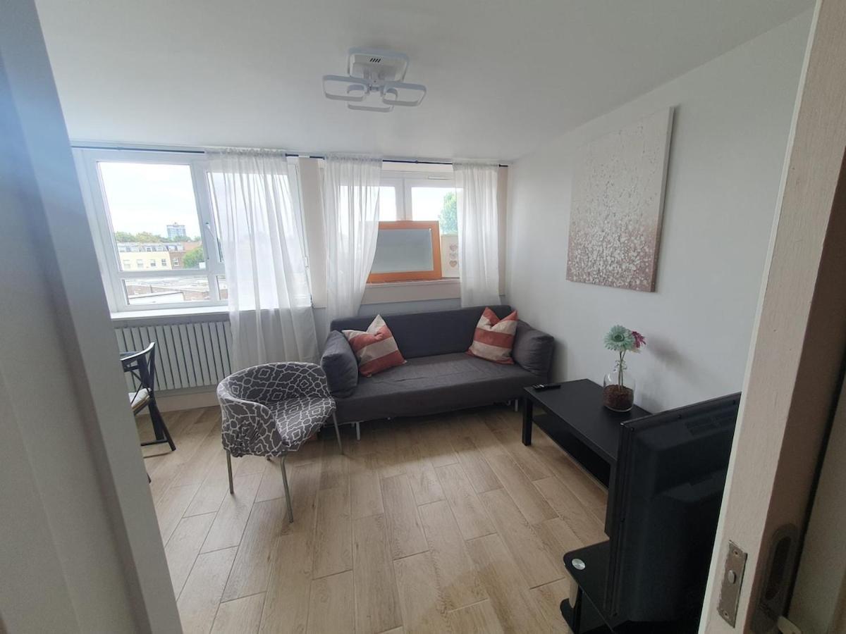 Leilighet 4 Bedroom Flat Near Parks&transportation - 7 Ppl London