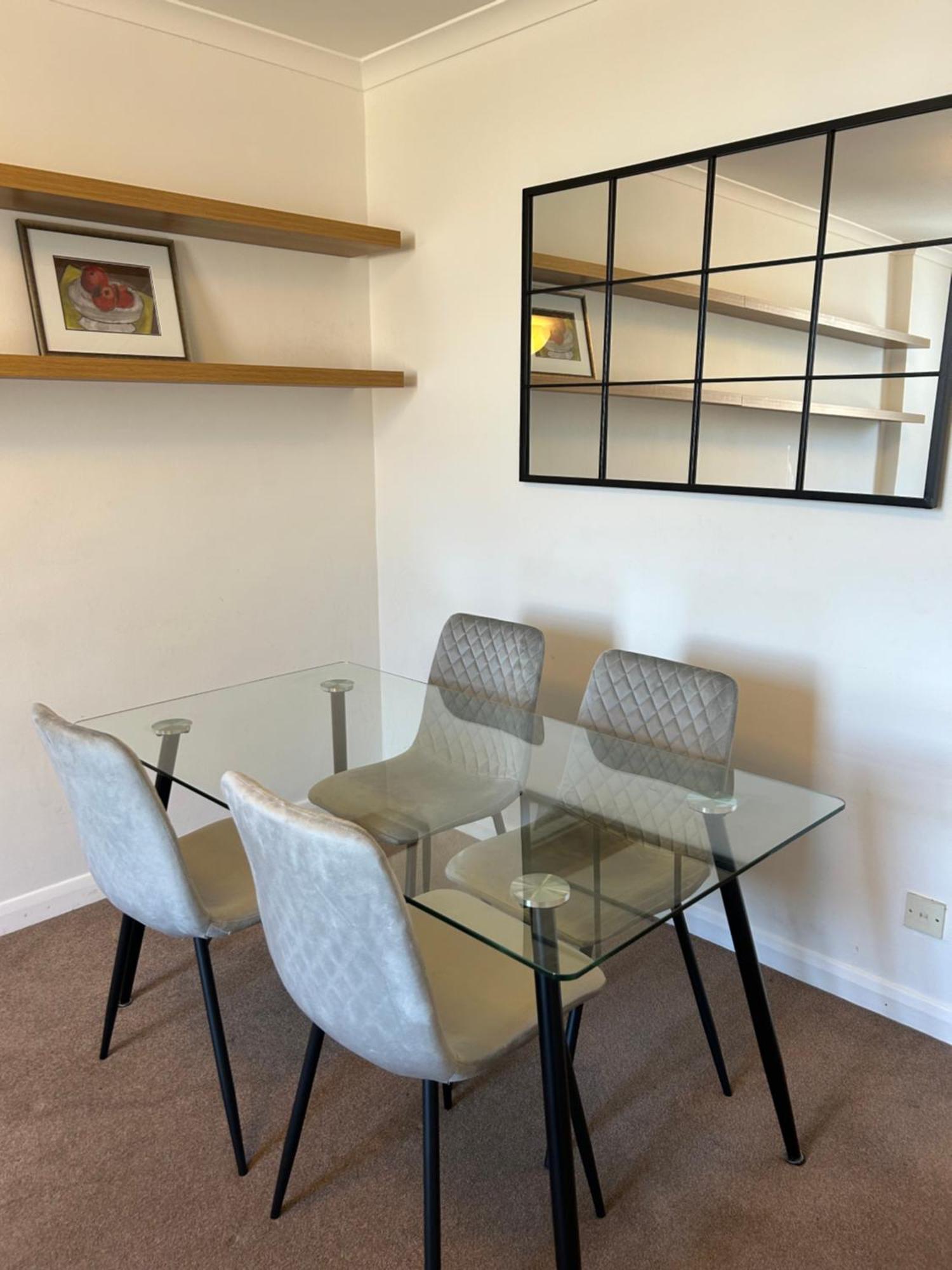 Prime Location Flats * London