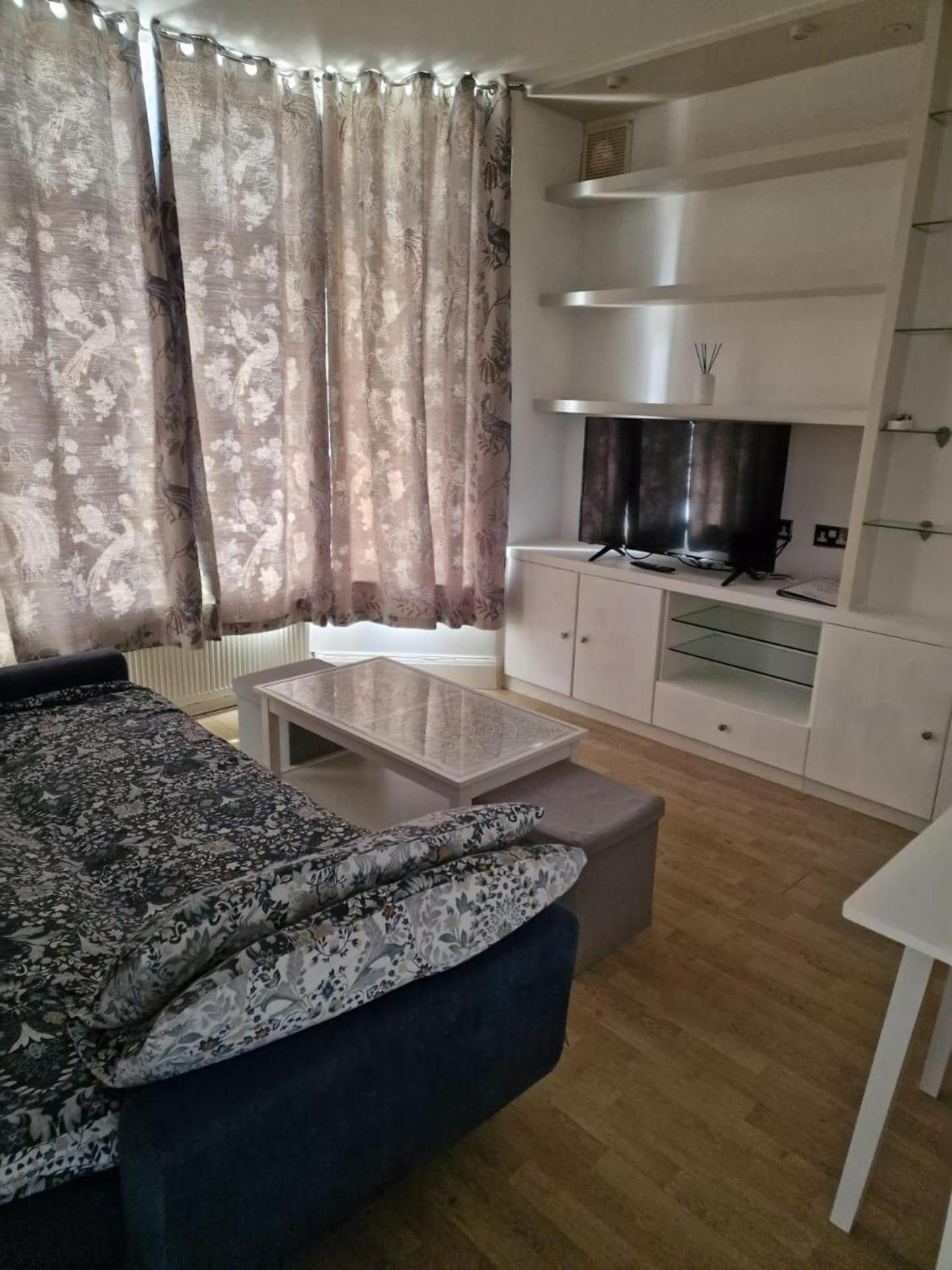 Cosy & Quiet In Appartement