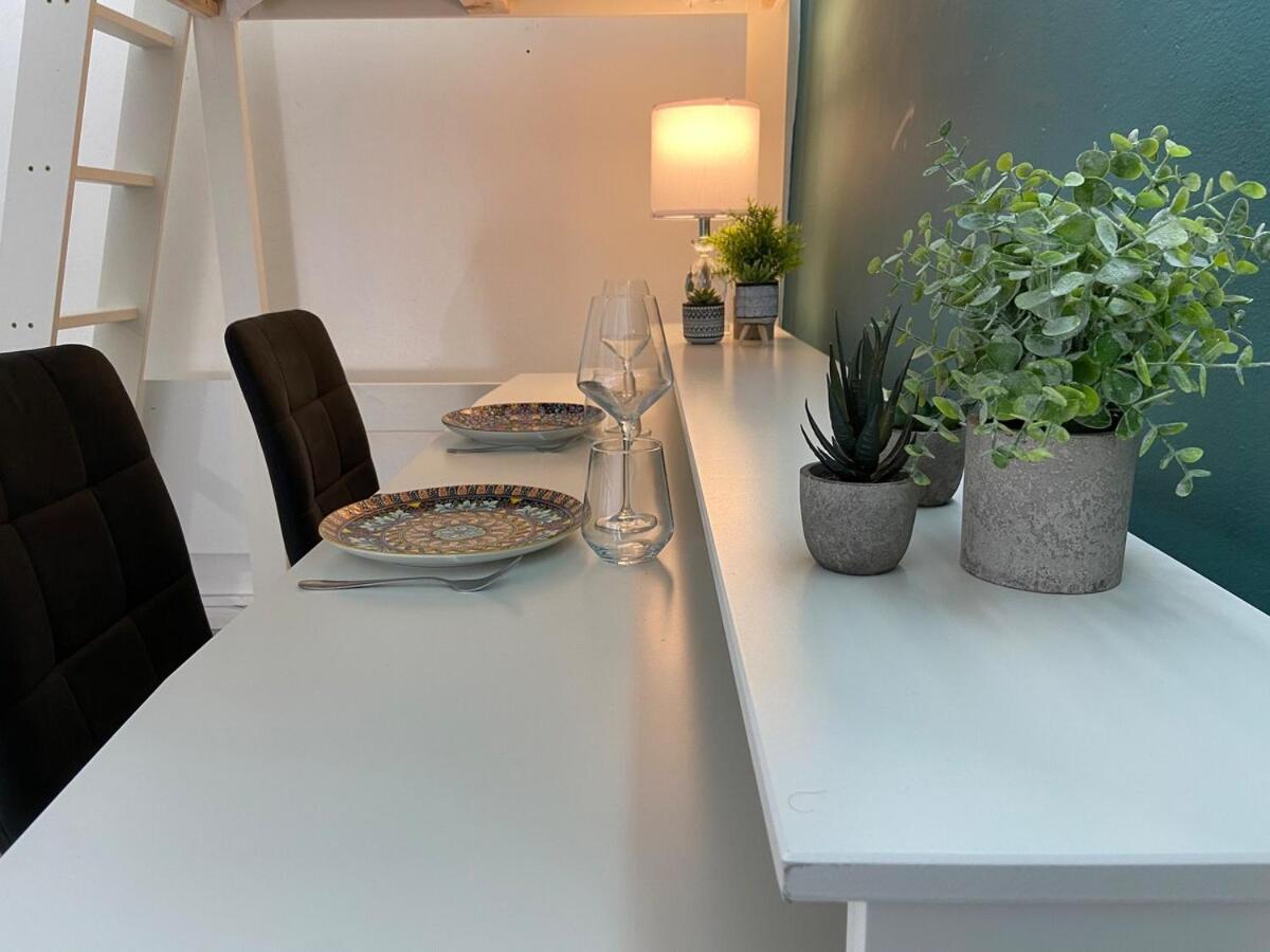 Bright And Compact In The Heart Of Apartment