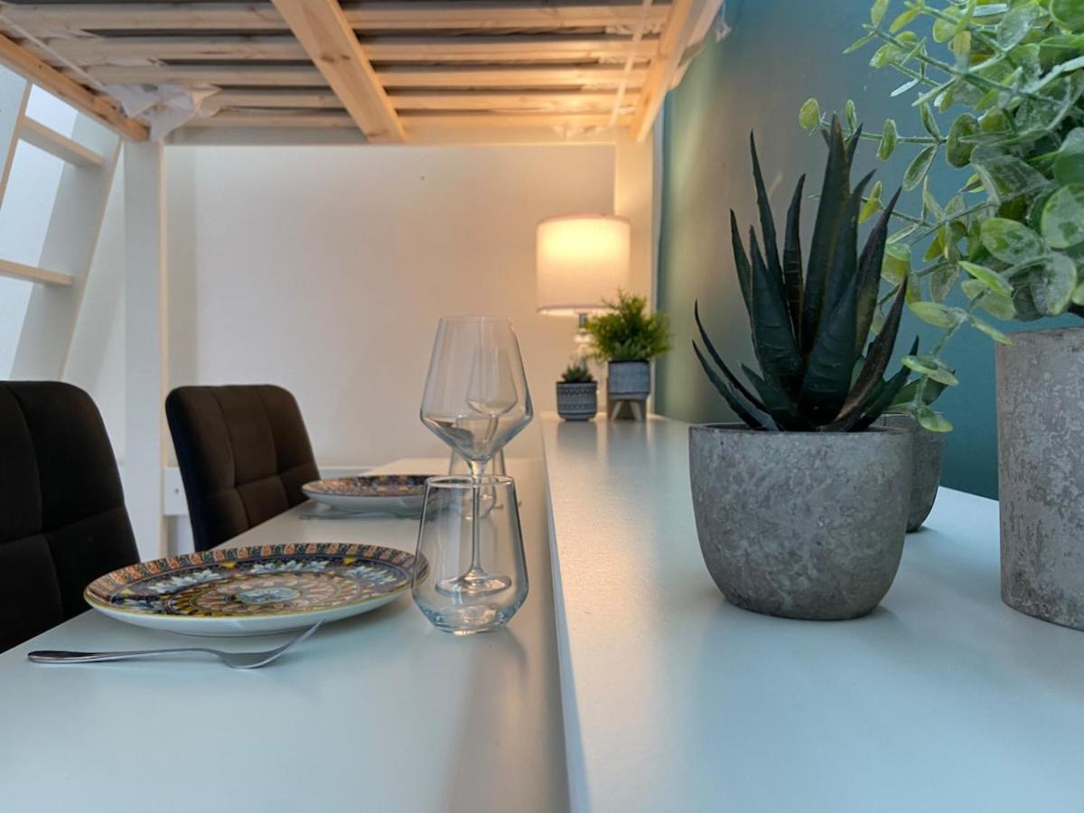 Apartment Bright And Compact In The Heart Of *