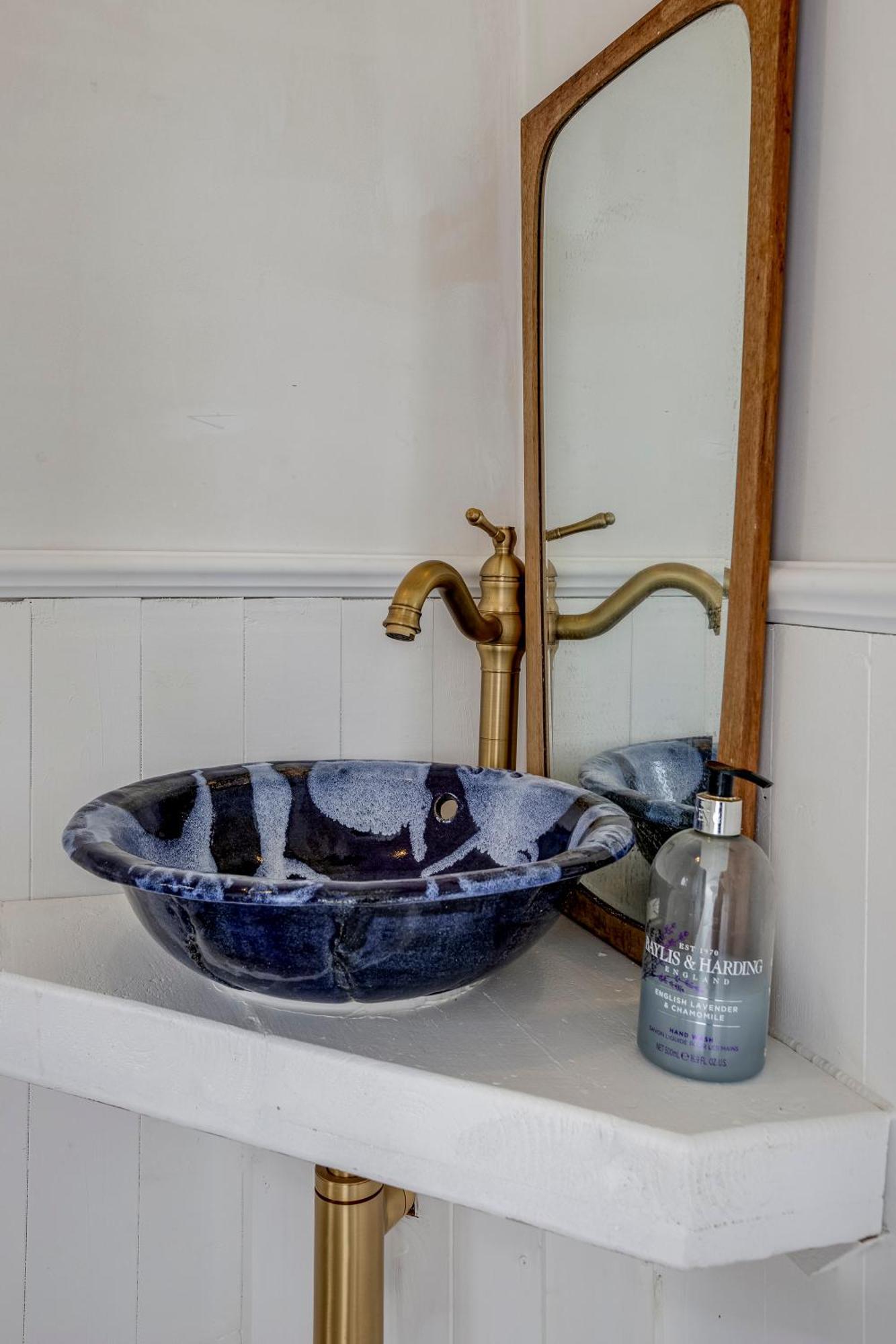 Classic House & Garden 25mins From Museums Сasa de vacaciones Londres