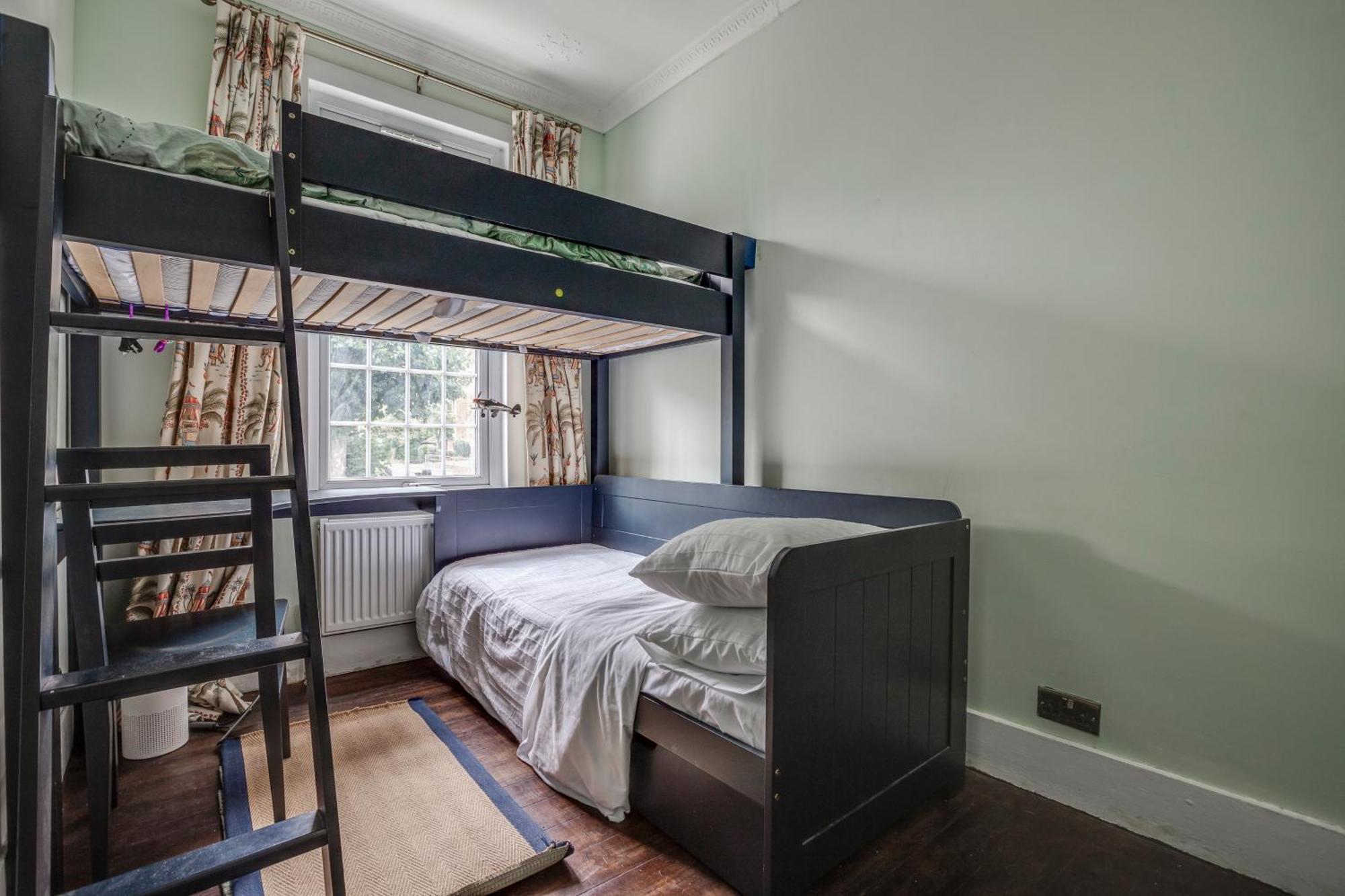 Сasa de vacaciones Classic House & Garden 25mins From Museums Londres