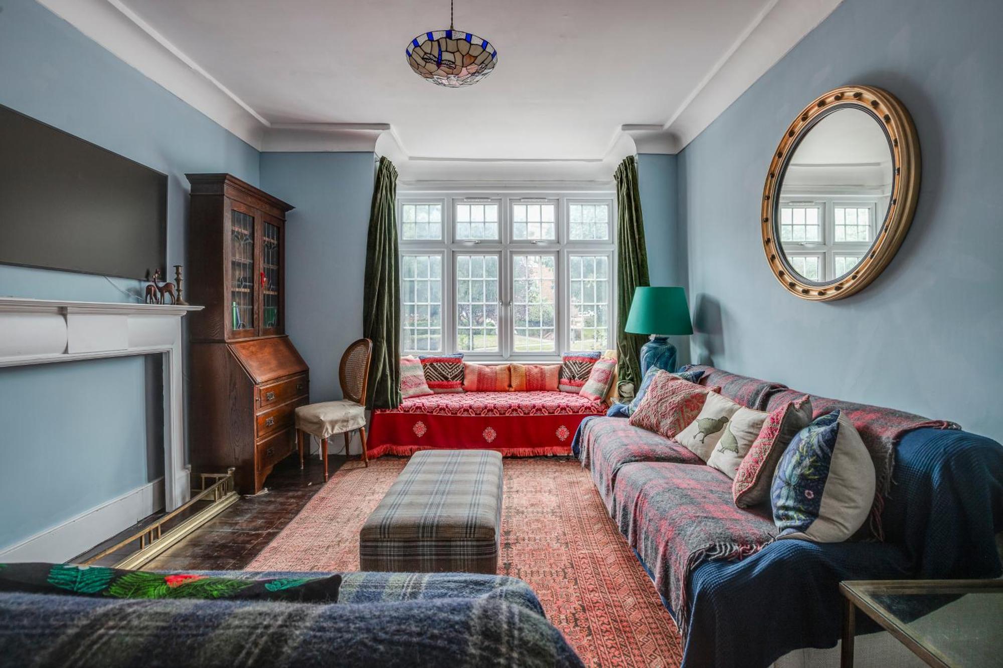 Classic House & Garden 25mins From Museums Londres