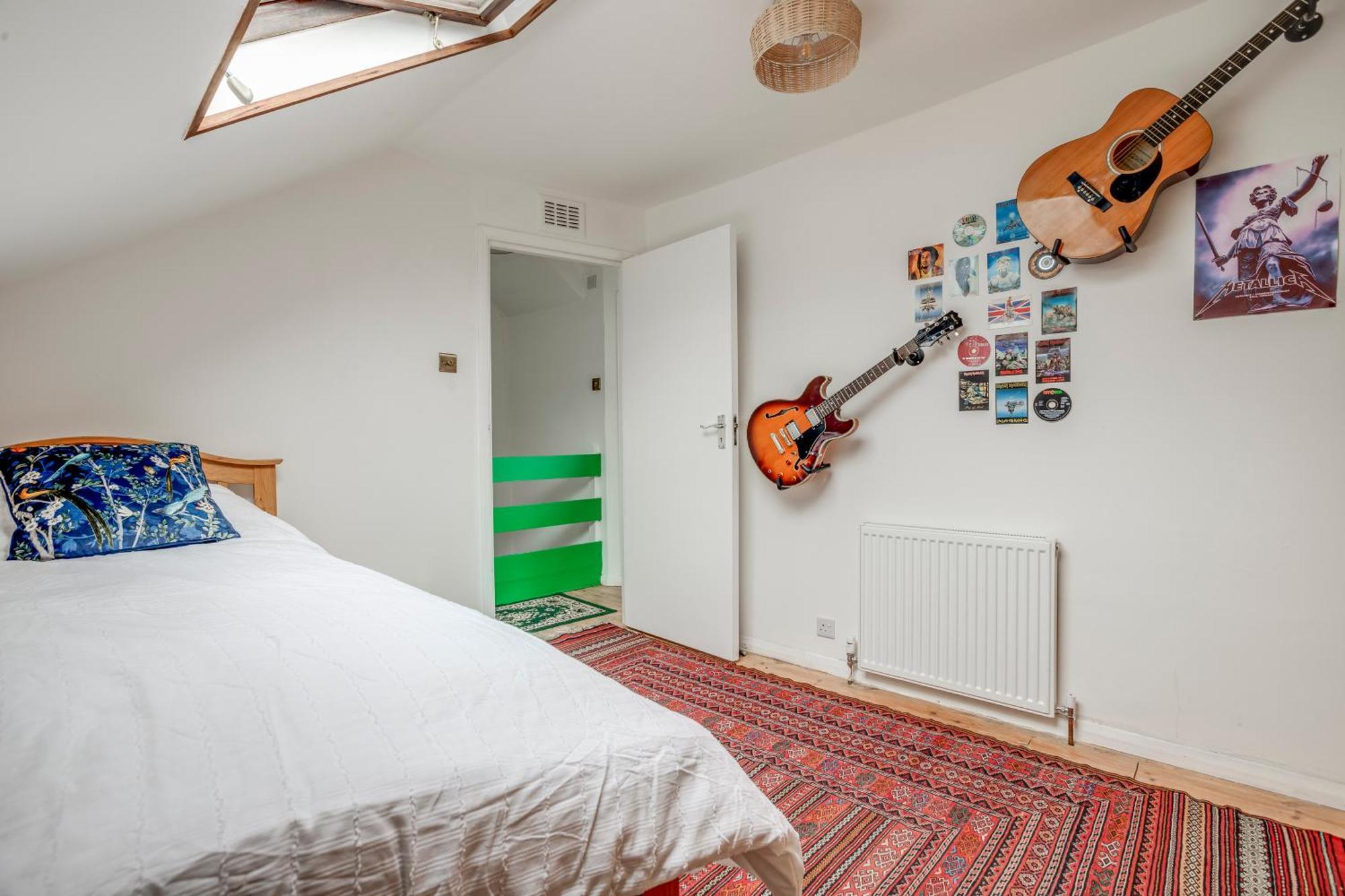 Classic House & Garden 25mins From Museums Londres