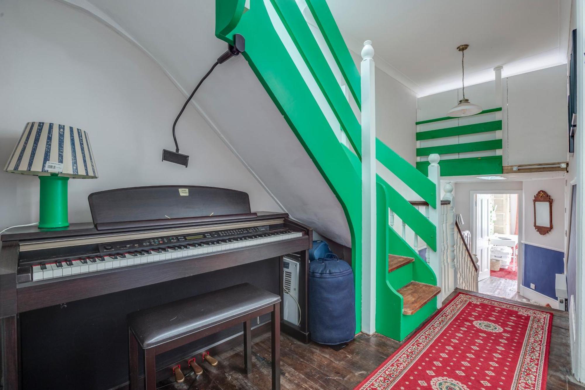 Classic House & Garden 25mins From Museums Londres