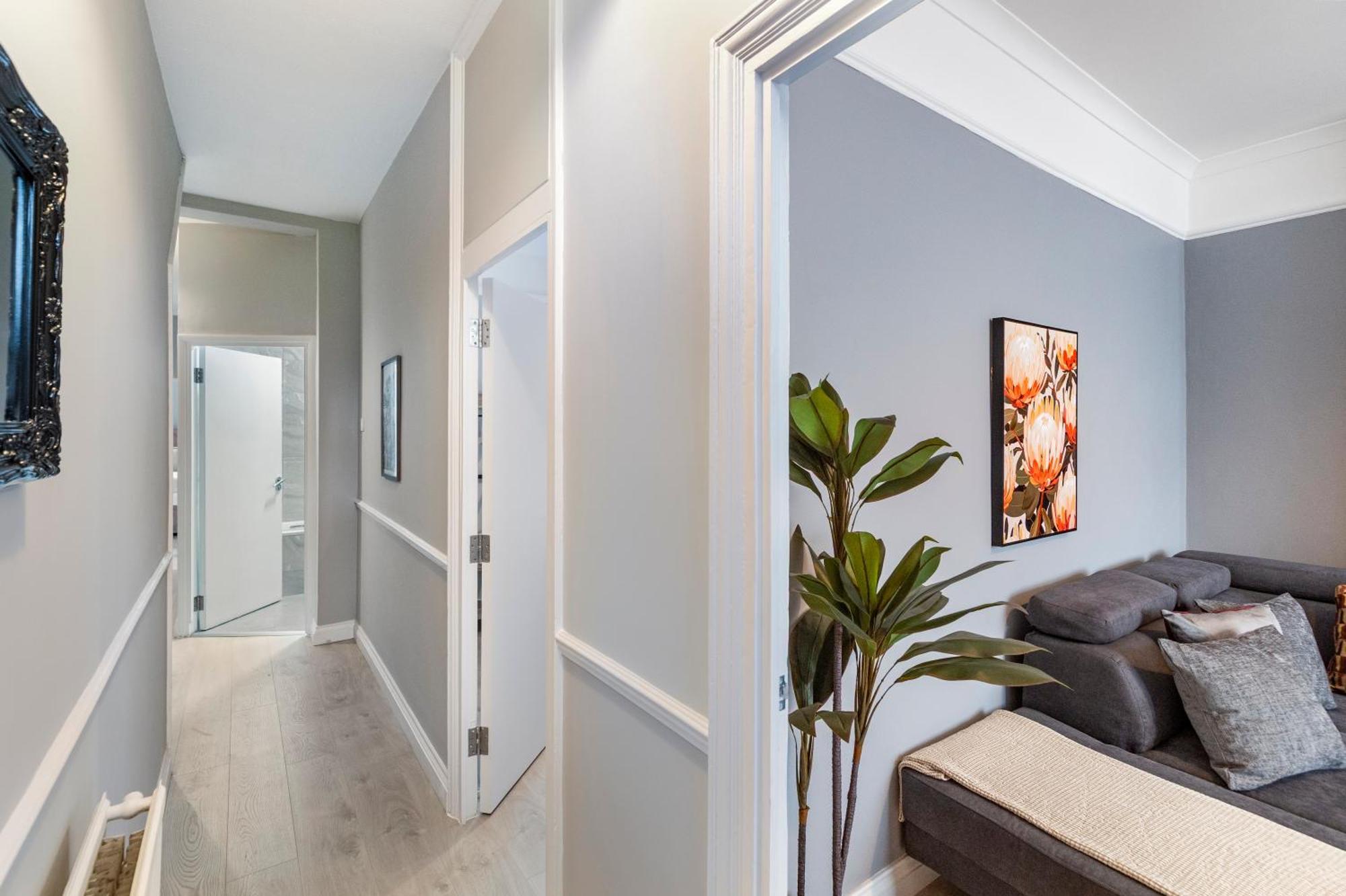 Wembley Haven - 2 Bdr - Sleeps 9 Apartment London