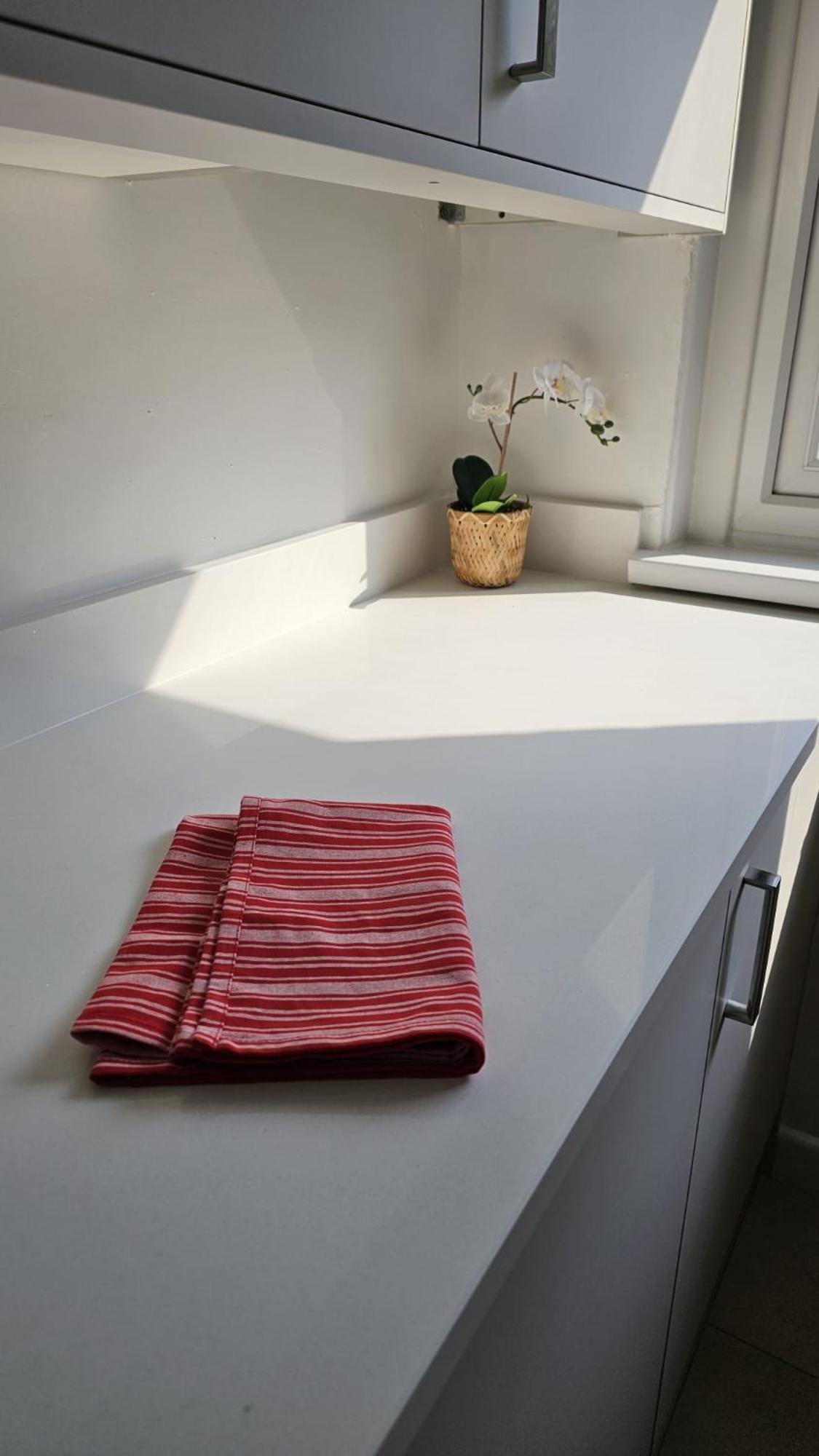 Modern Flat Near London! Apartment *