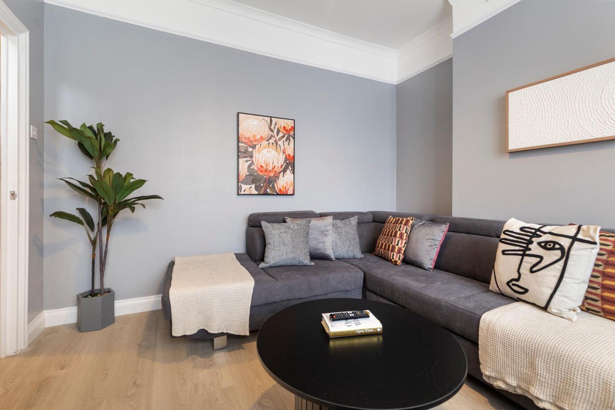 Wembley Haven - 2 Bdr - Sleeps 9 *