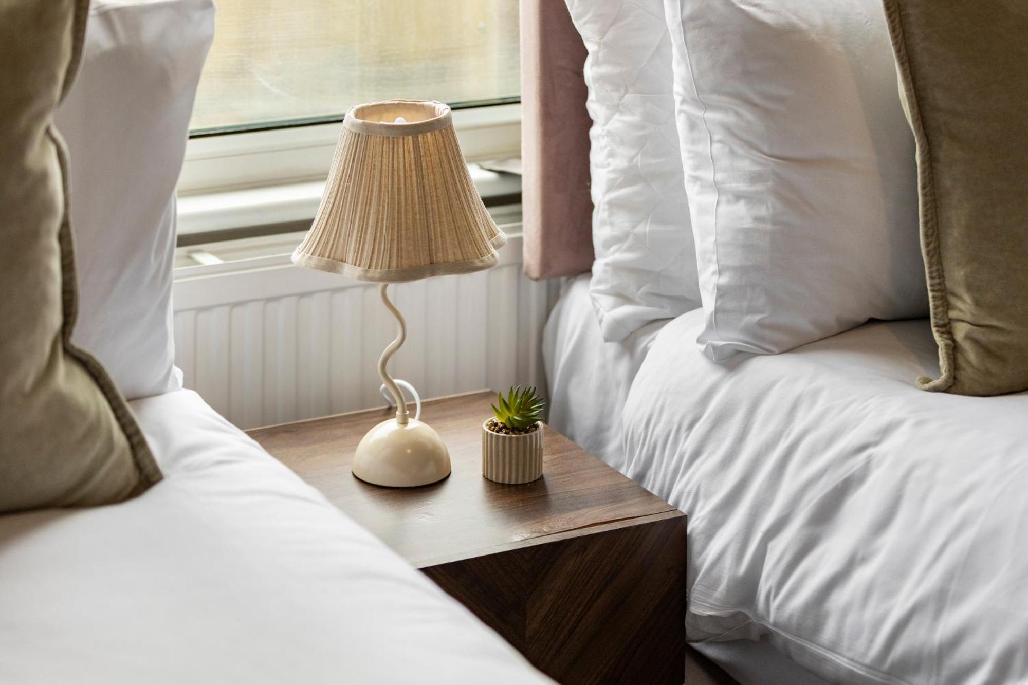 Wembley Haven - 2 Bdr - Sleeps 9 London