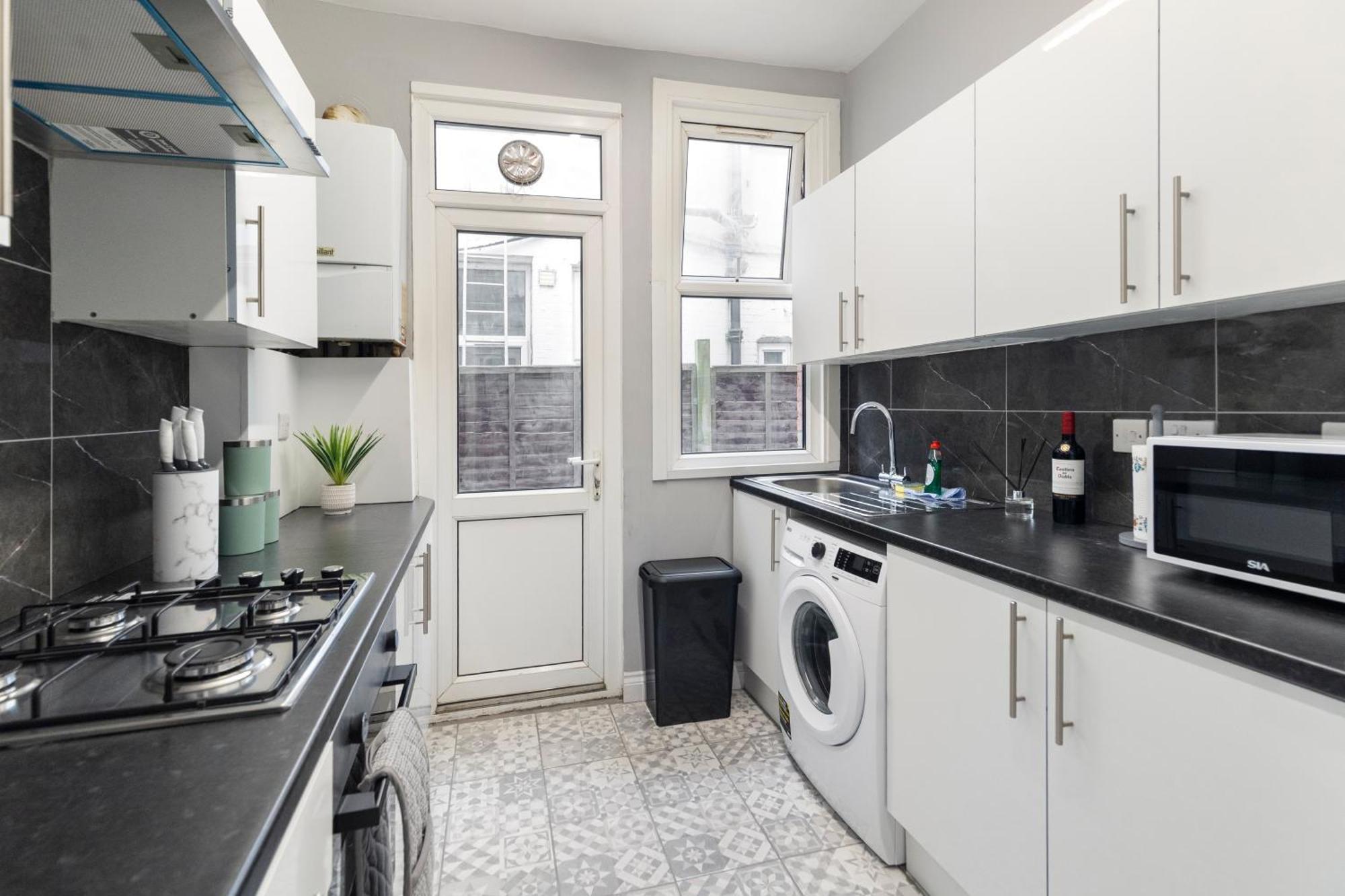 Wembley Haven - 2 Bdr - Sleeps 9 London