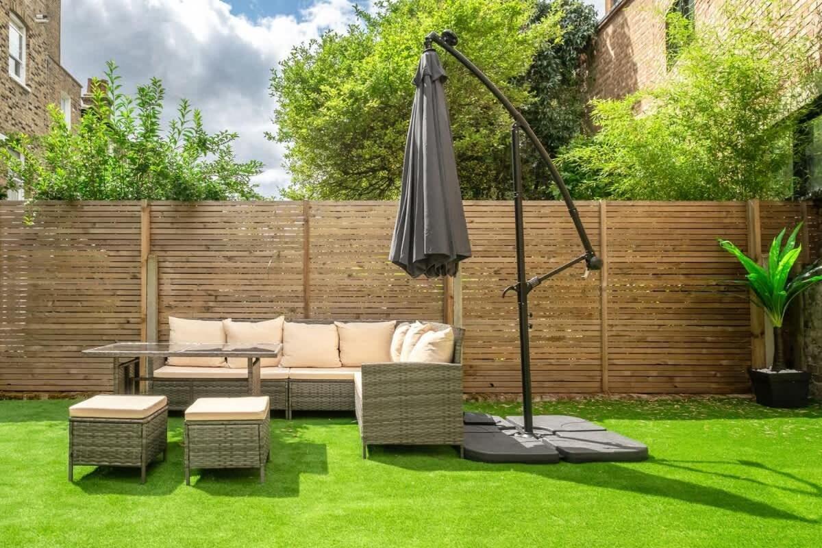 Luxury 4 Bedroom In
