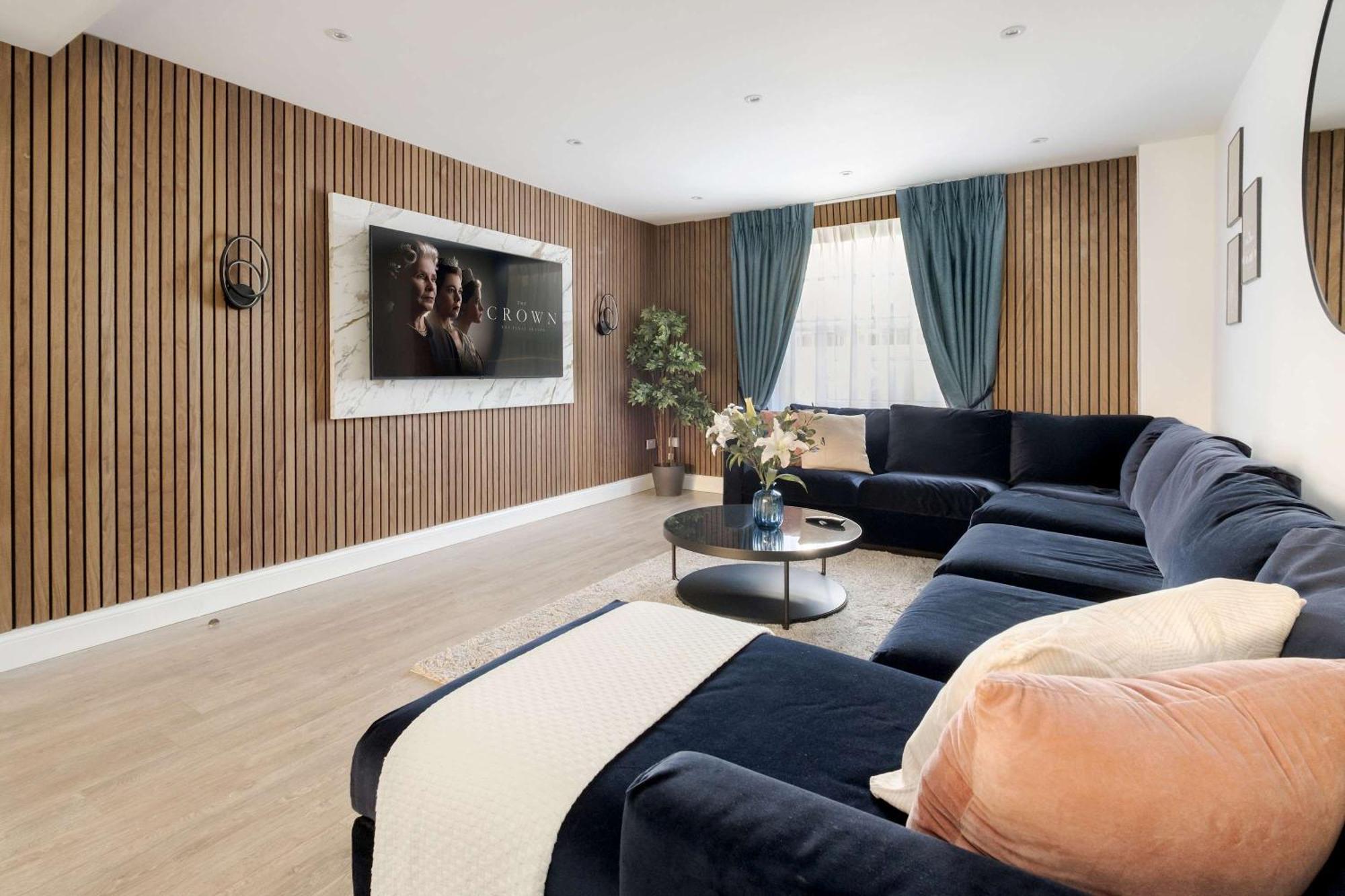 Apartment Luxury 4 Bedroom In London
