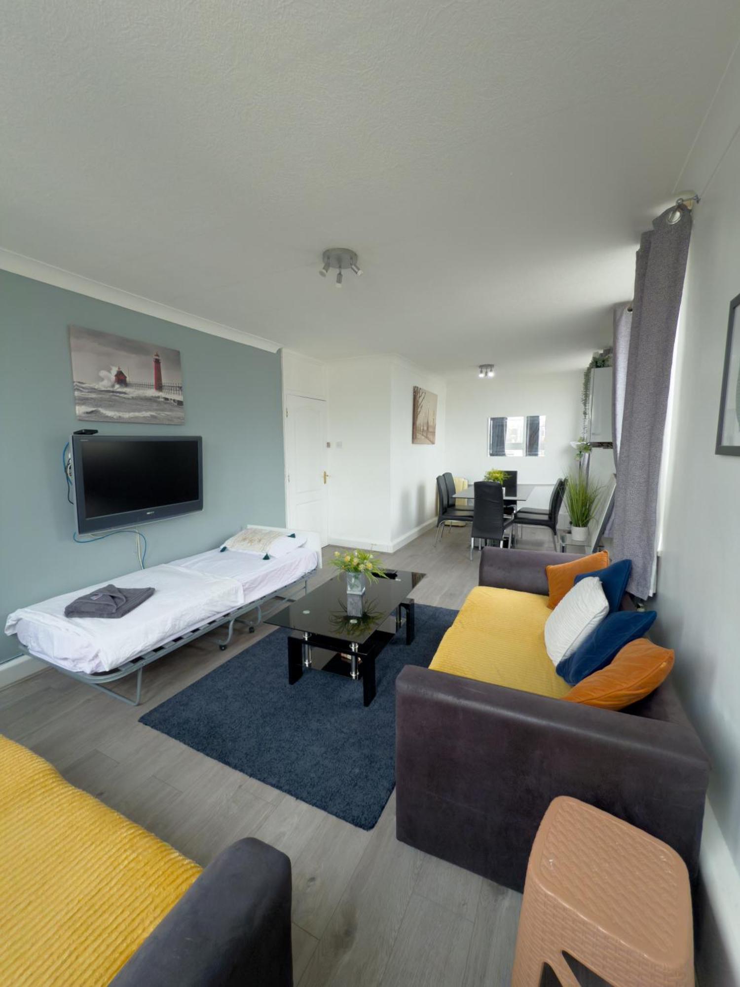 Cozy - Minutes Walk To Oxford Street Apartment *