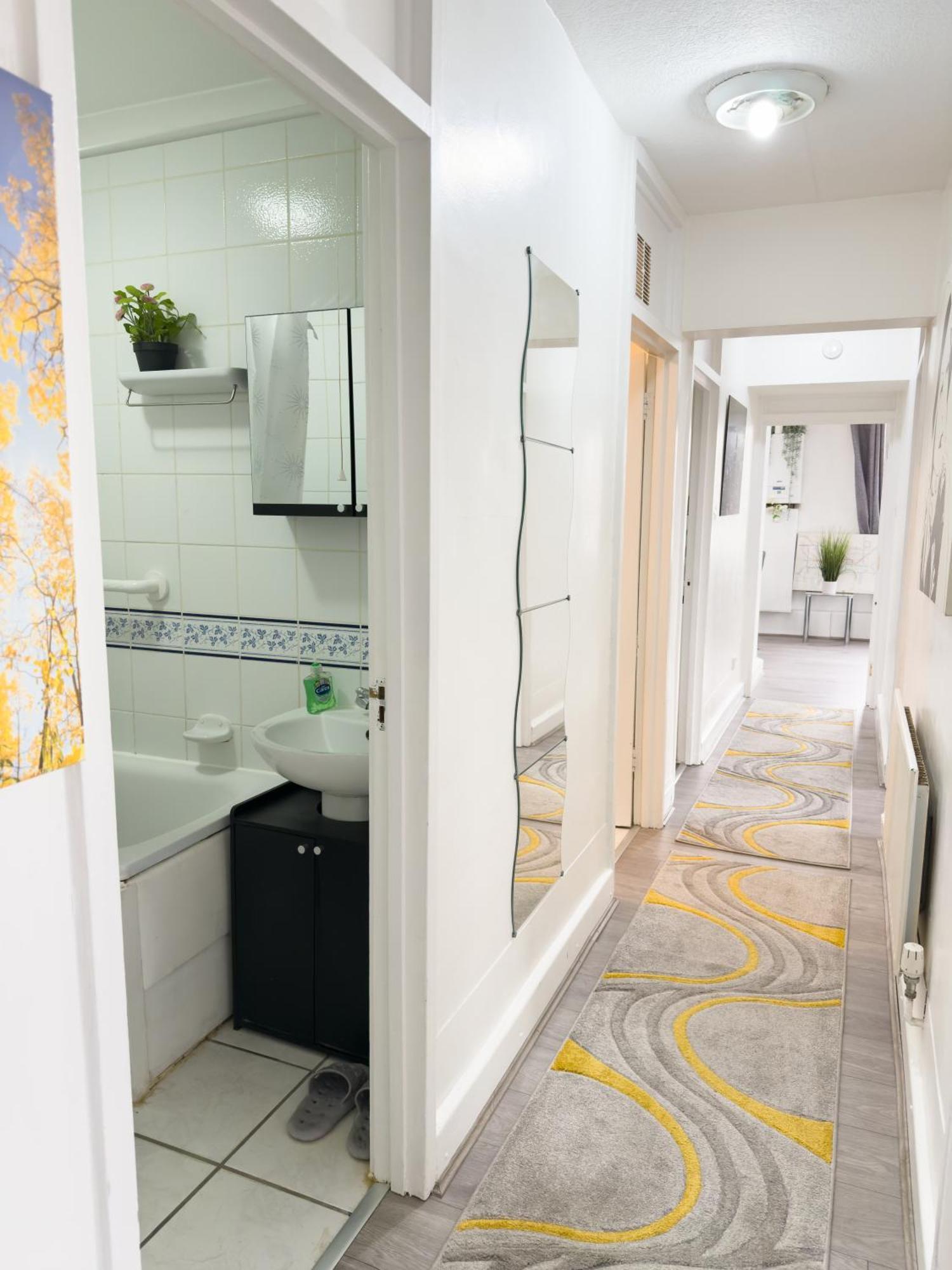 Apartment Cozy - Minutes Walk To Oxford Street London