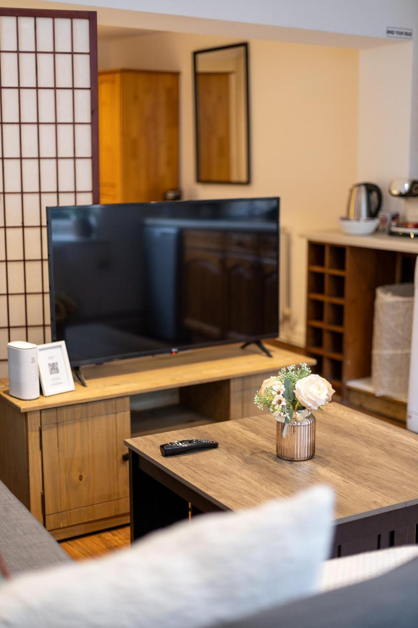 Albert Apt Apartment *