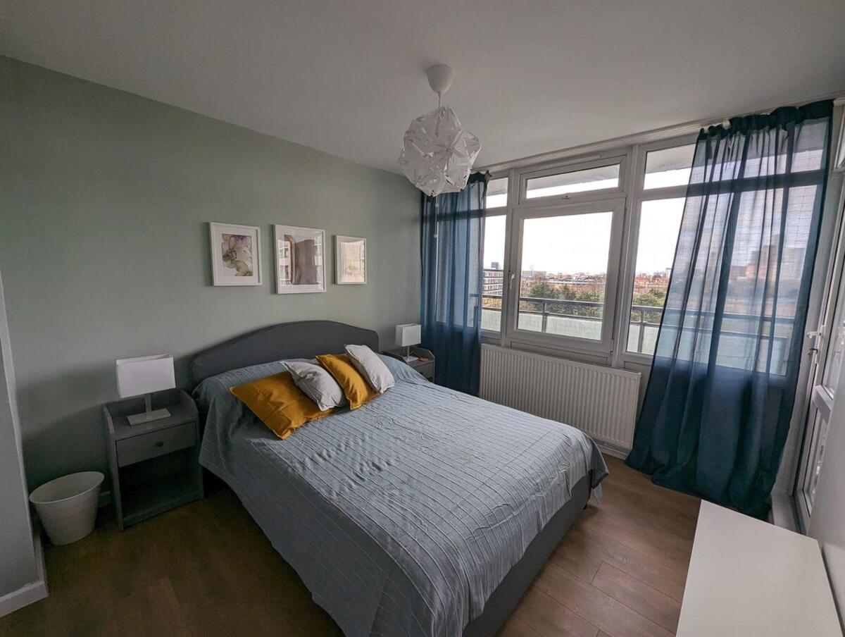 Panoramic View Two-bedroom Flat Apartment London