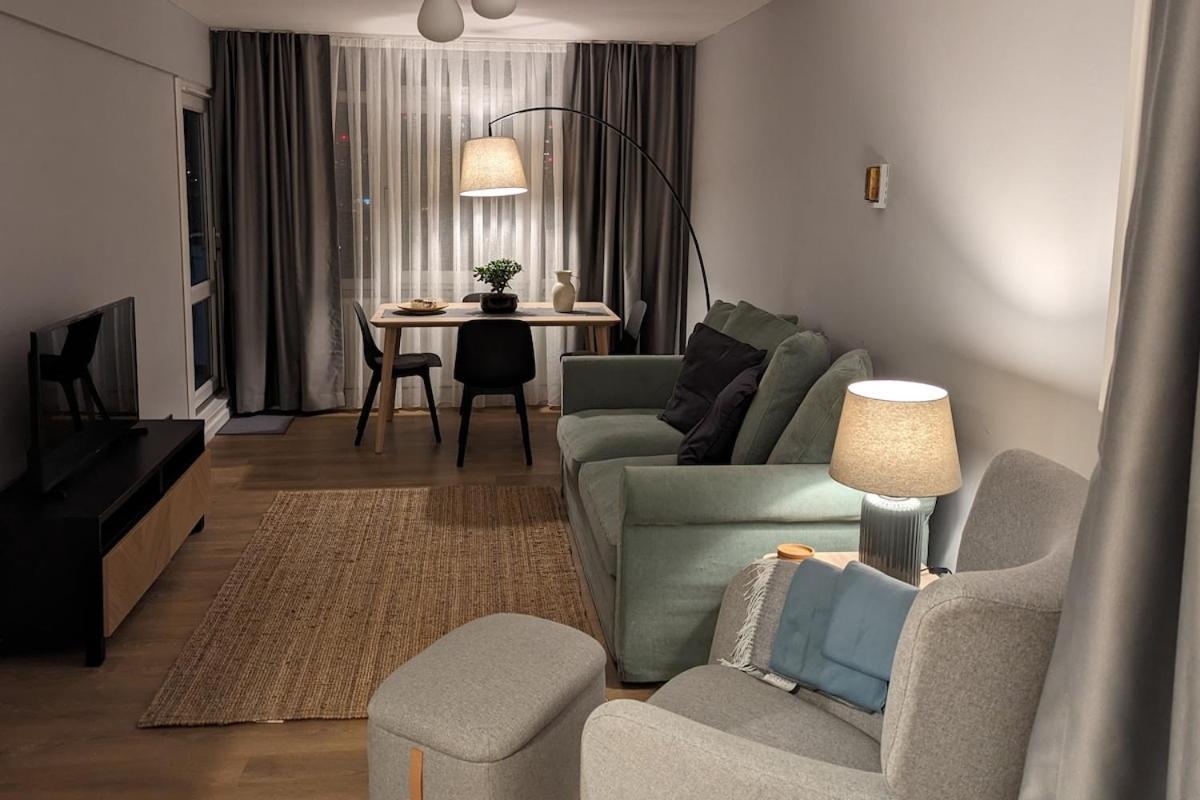 Apartment Panoramic View Two-bedroom Flat London