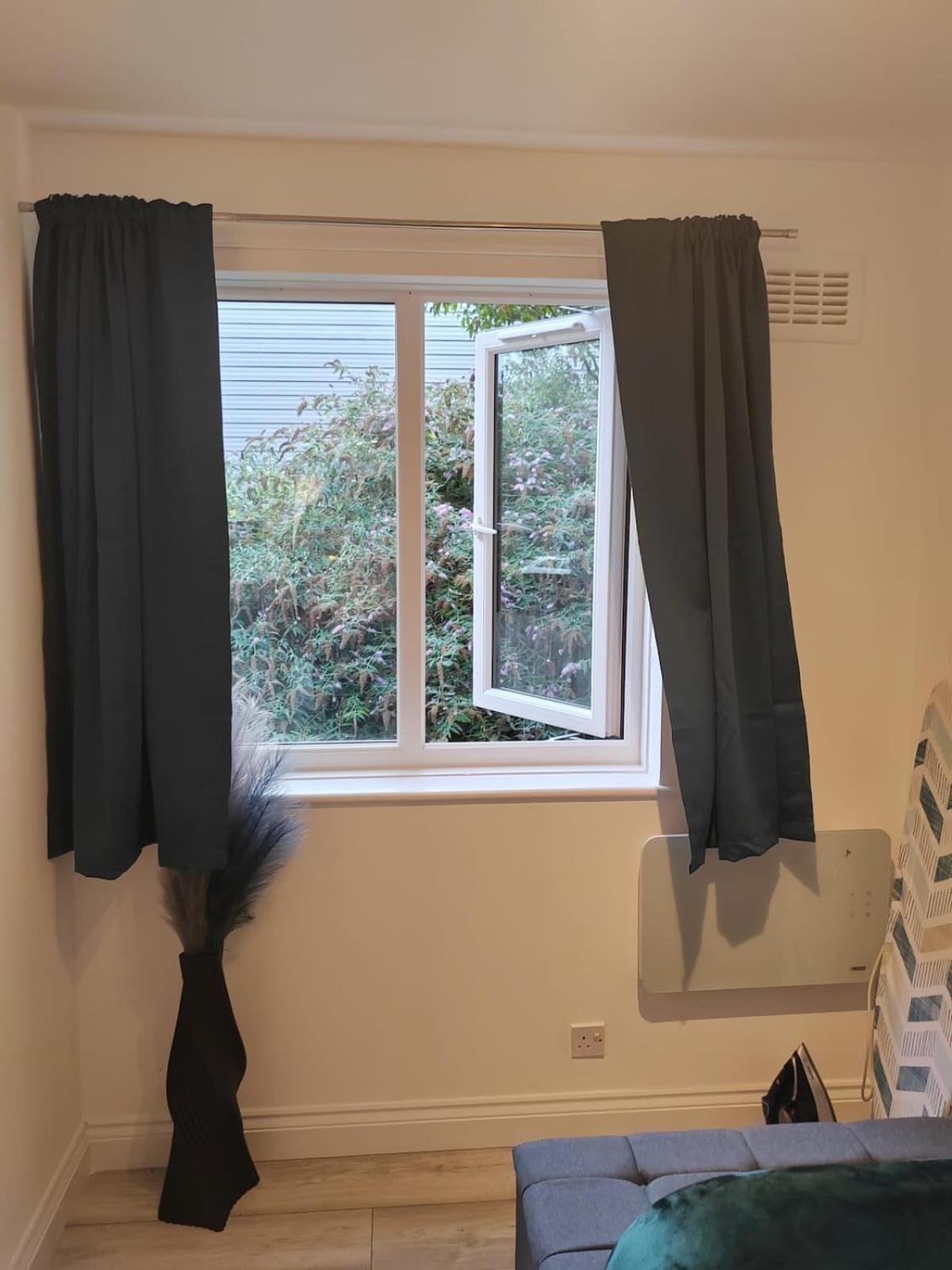 Domasi Flat In New Cross Apartment *