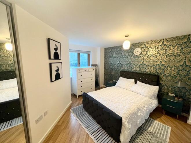 Modern 2 Bedroom Close To Center Zone 2 Apartment *