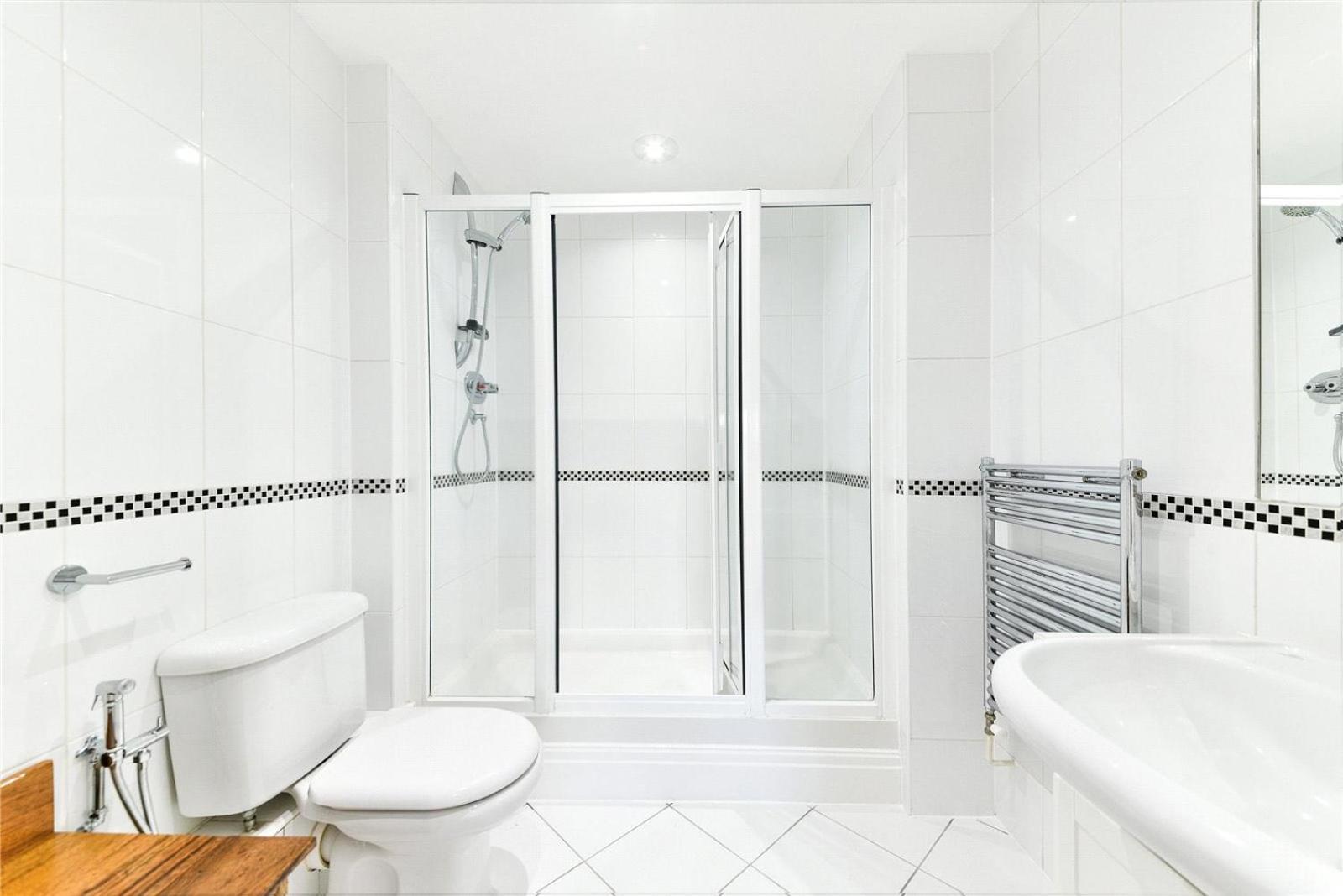 Immaculate 2-bed House In Earls Court W14