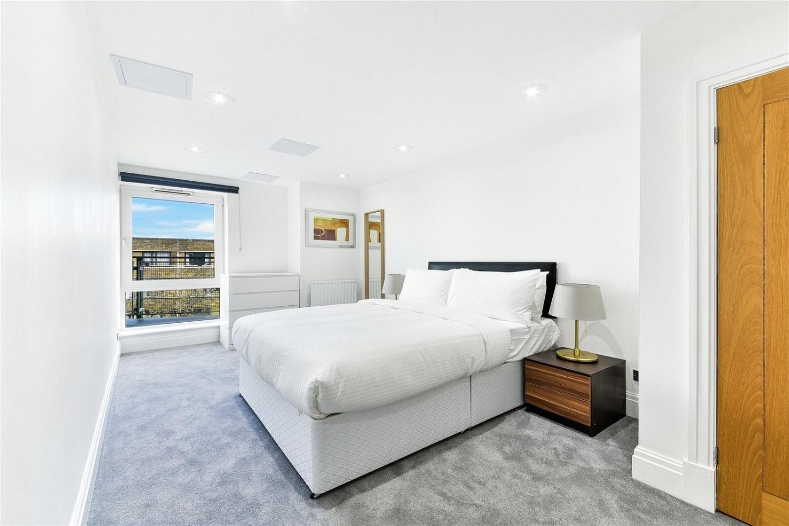 Leilighet Immaculate 2-bed House In Earls Court W14 London