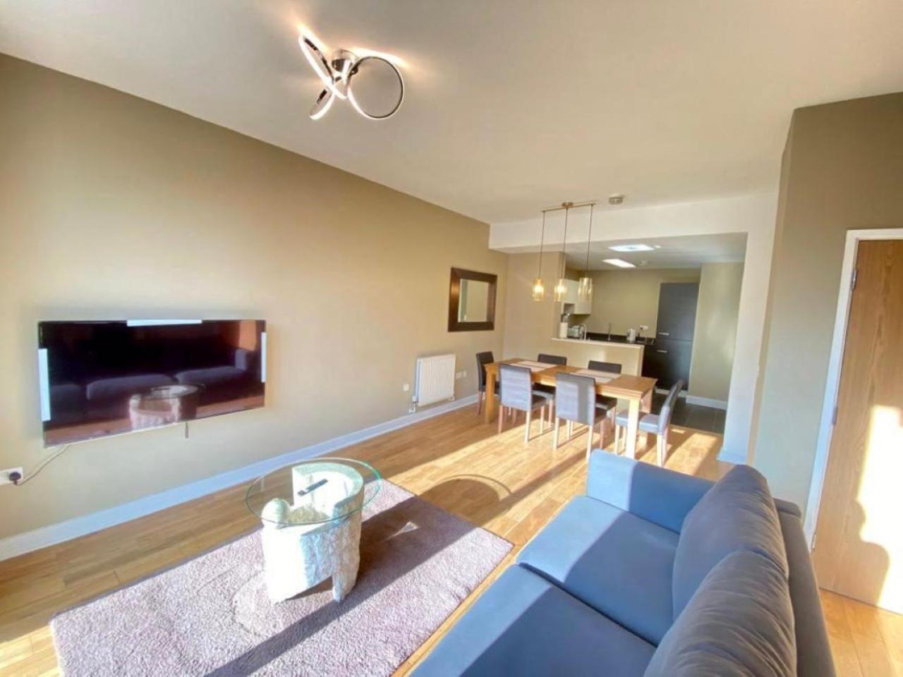 Apartment East Side 2 Bed Duplex