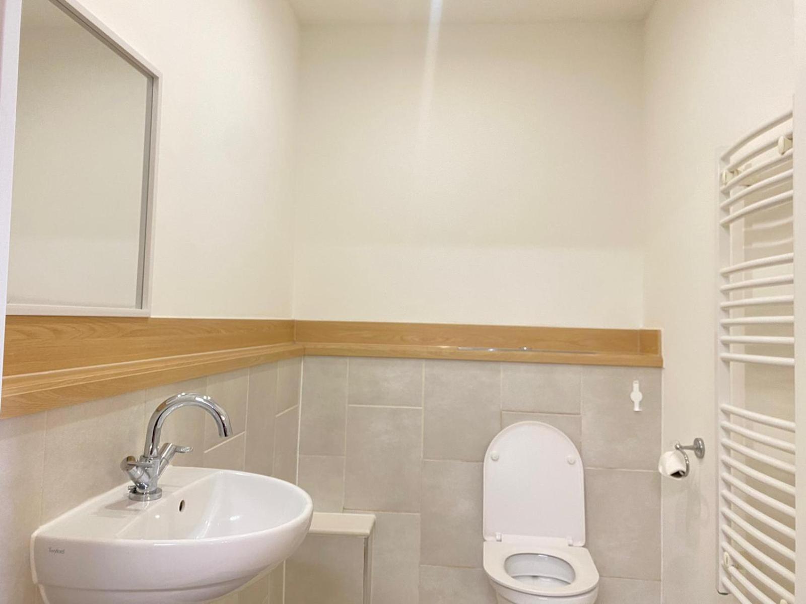 East Side 2 Bed Duplex Apartment London