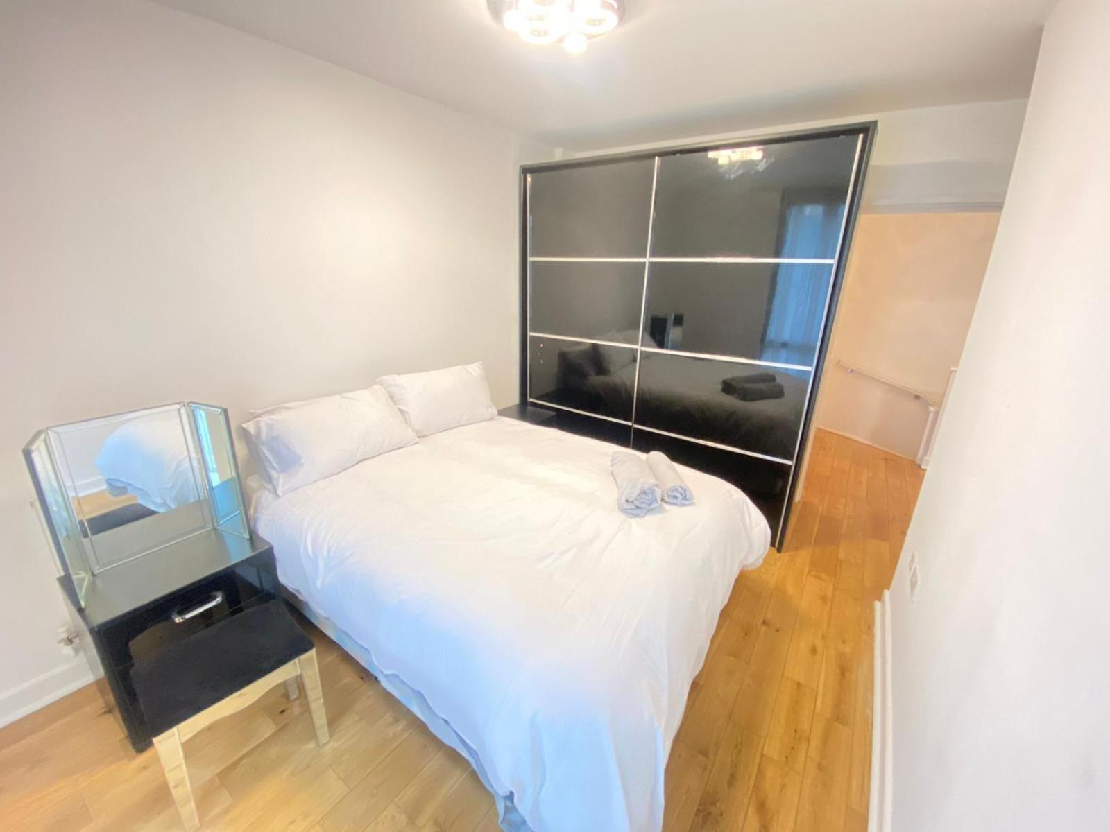 Apartment East Side 2 Bed Duplex