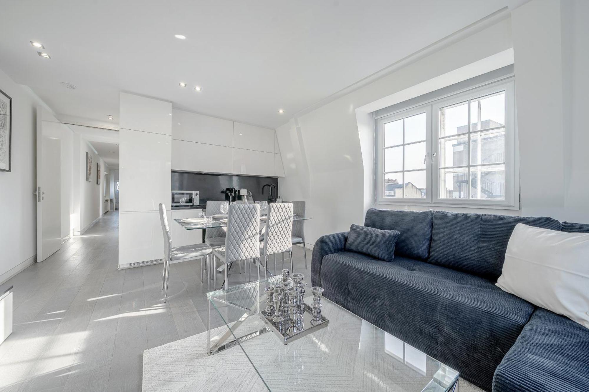 Stylish Knightsbridge Penthouse Next To Harrods