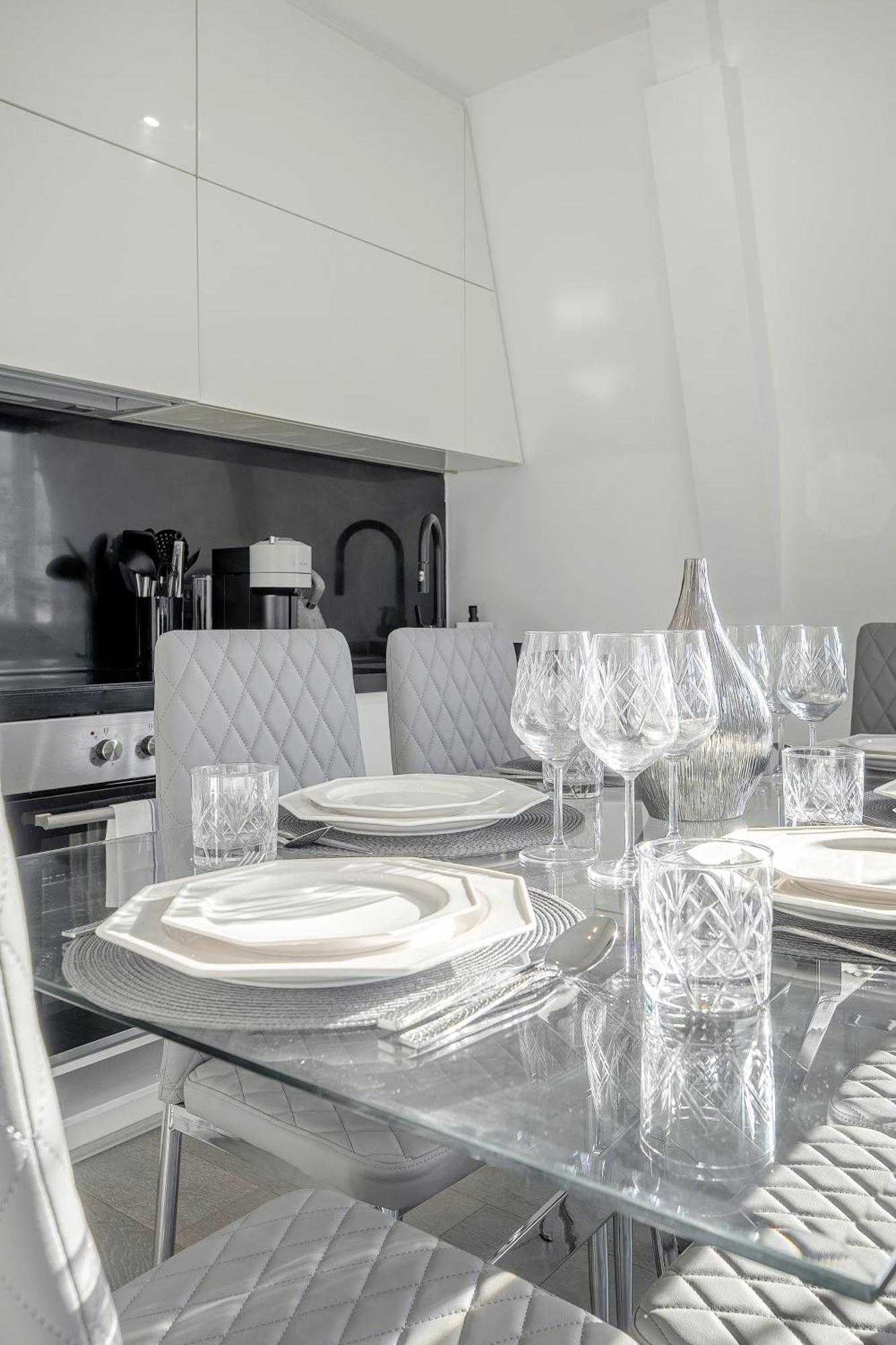 Stylish Knightsbridge Penthouse Next To Harrods Apartment *