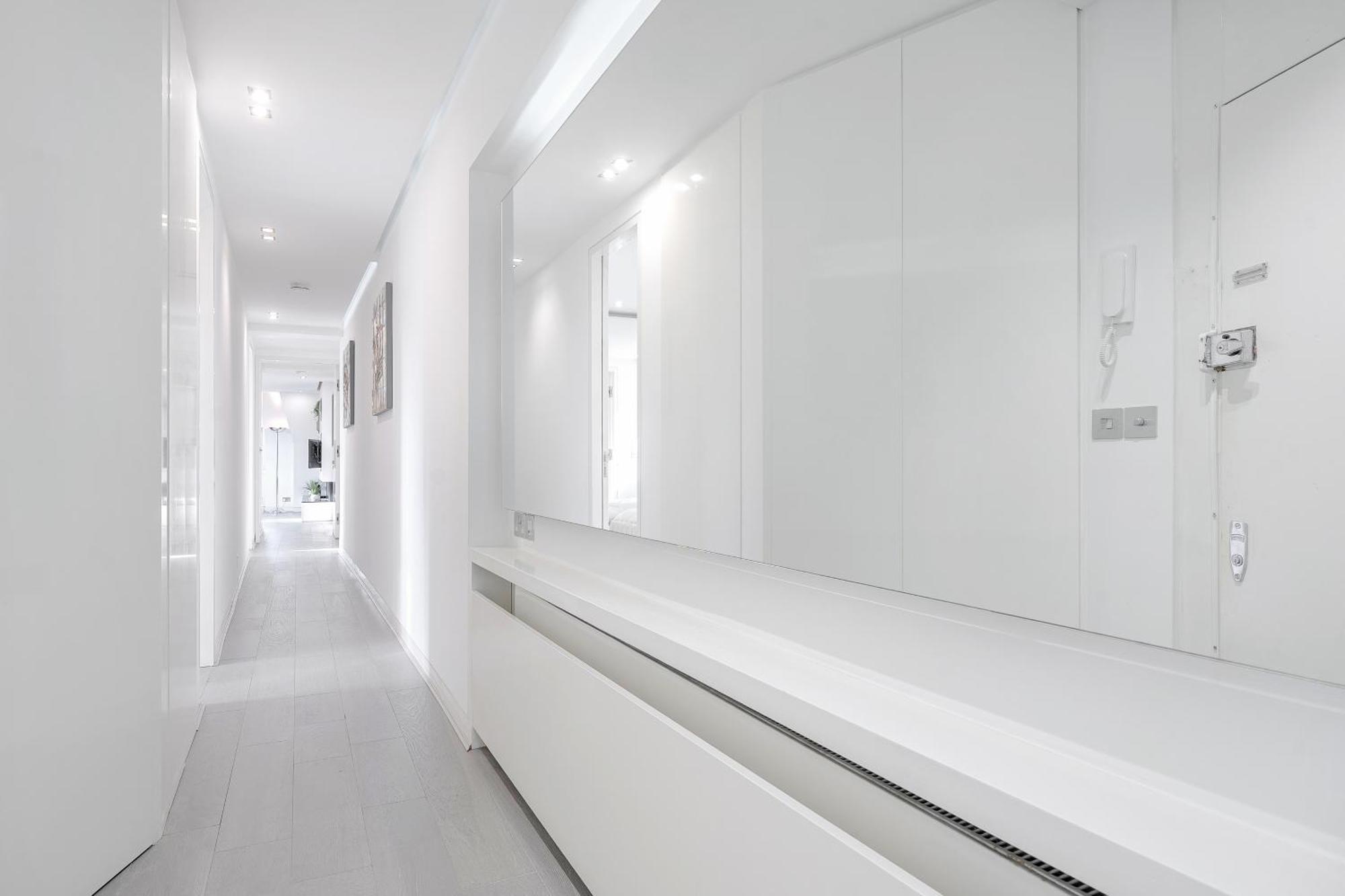 Stylish Knightsbridge Penthouse Next To Harrods London