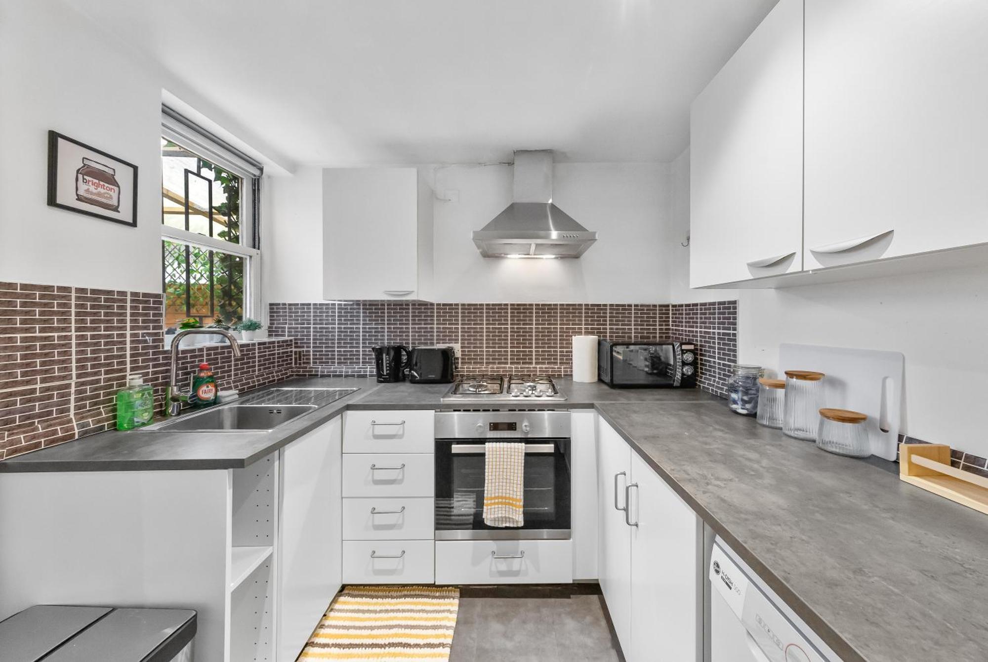 Cosy Two Bedroom Luxury Living - Hideaway Paddington & Westminster London