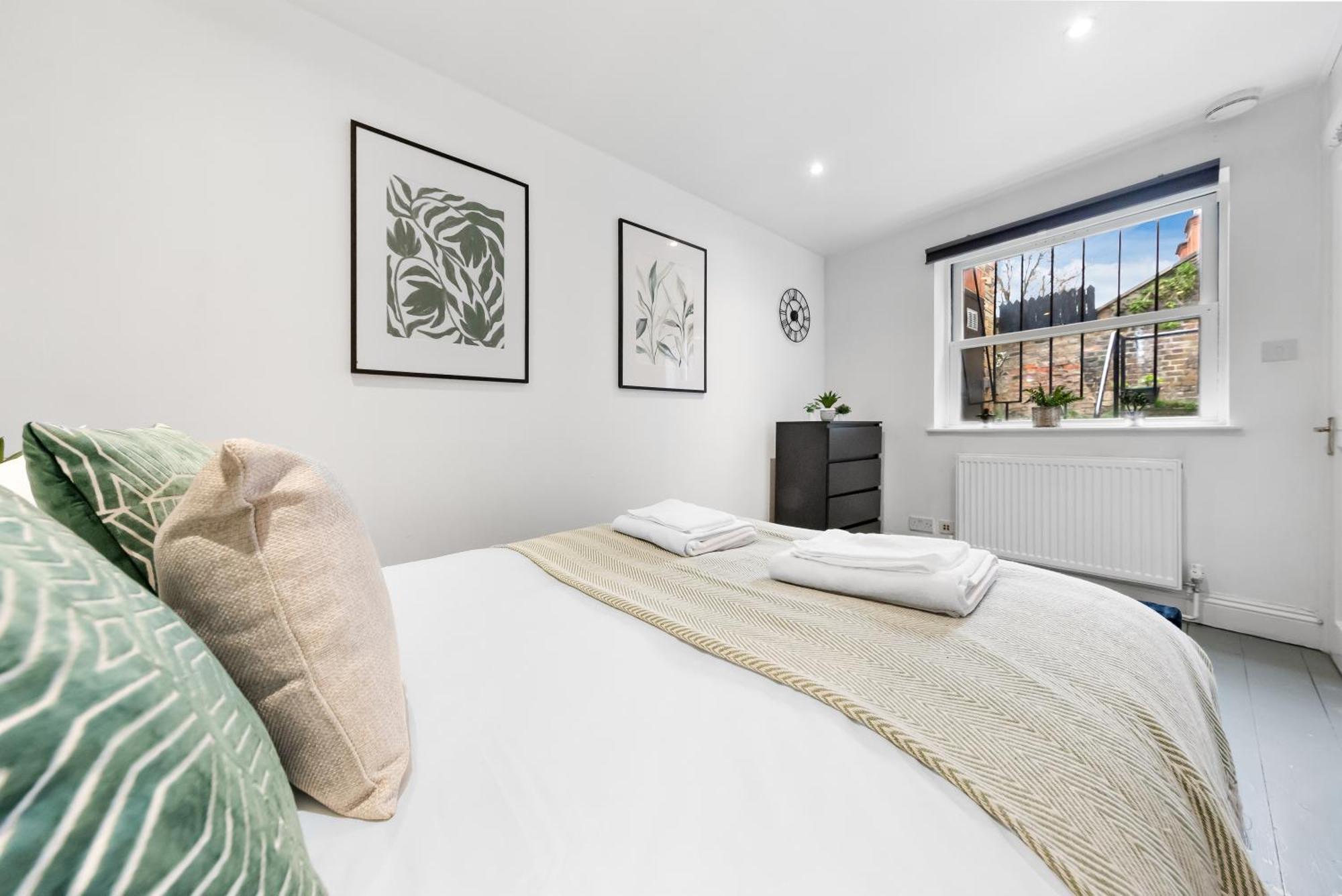 Cosy Two Bedroom Luxury Living - Hideaway Paddington & Westminster Holiday home