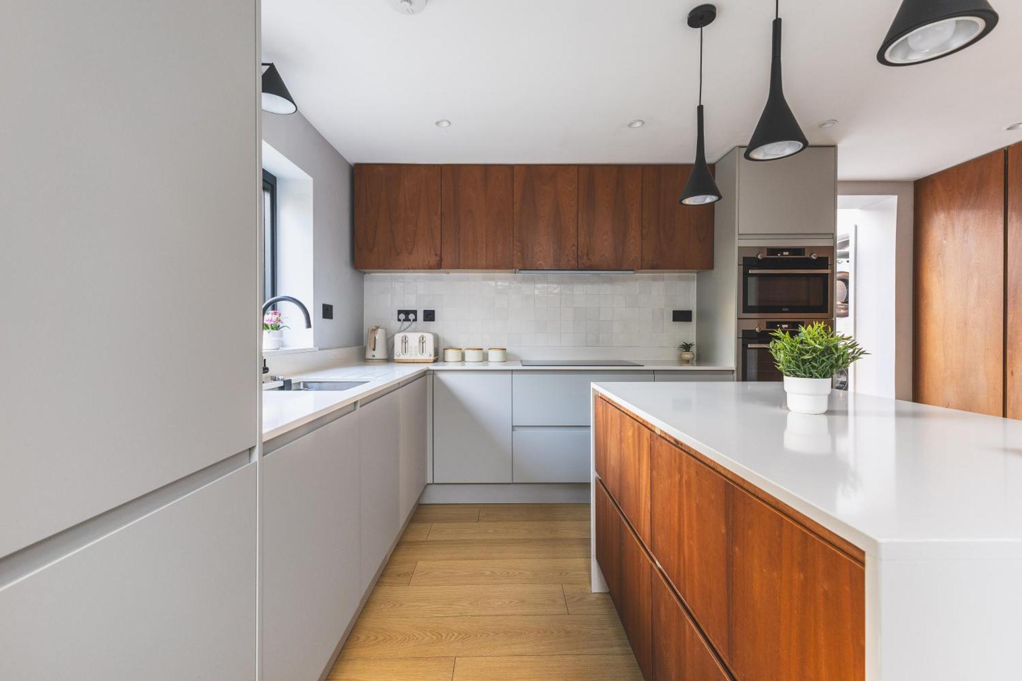 Upscale House In Acton East *