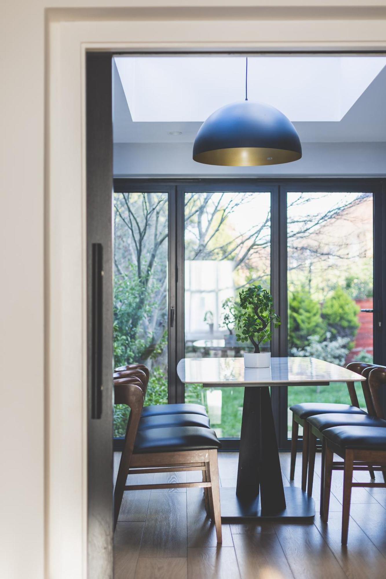 Upscale House In Acton East Apartment London