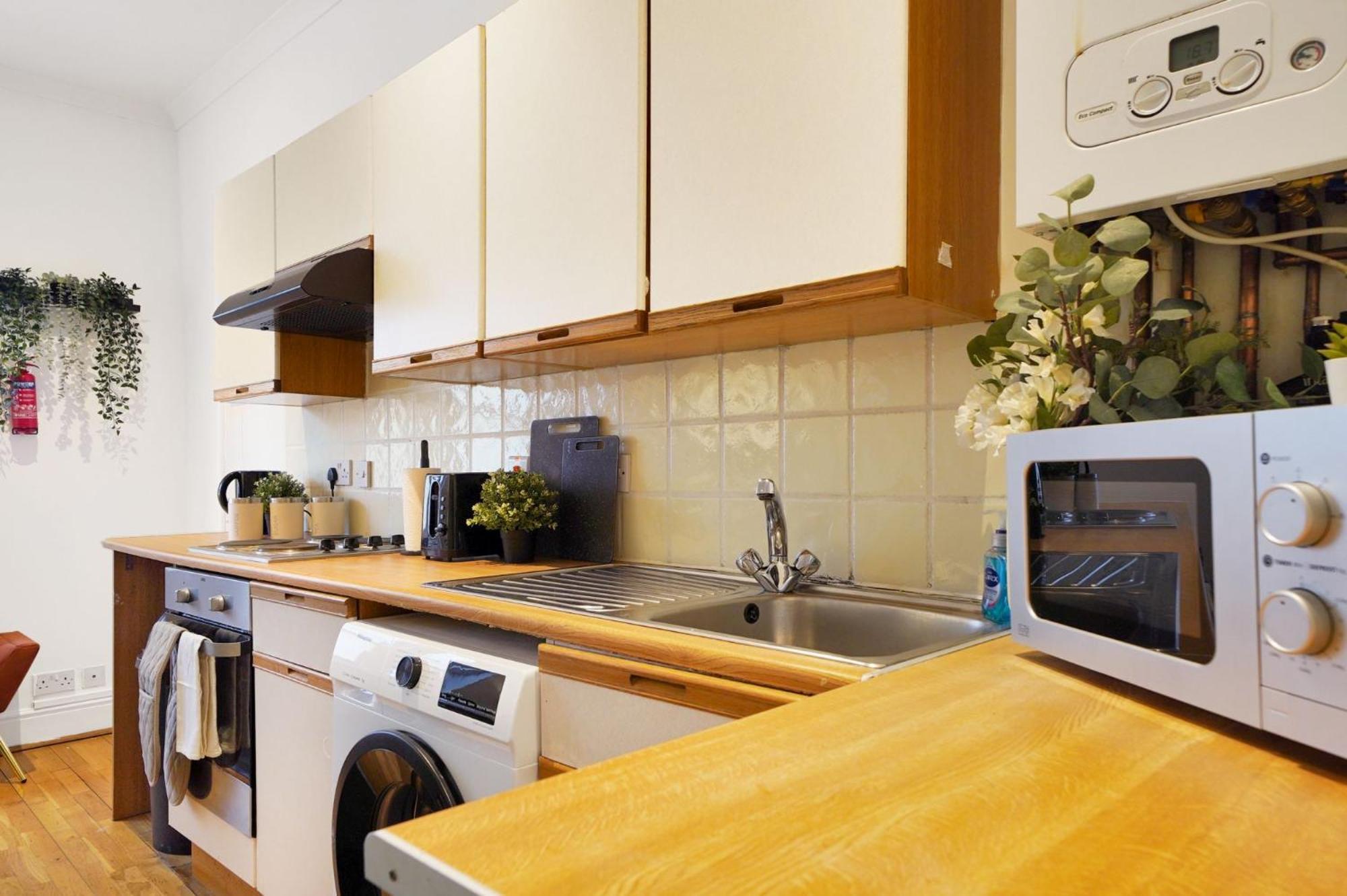 Affordable One Bed Bayswater Special Price Apartment *