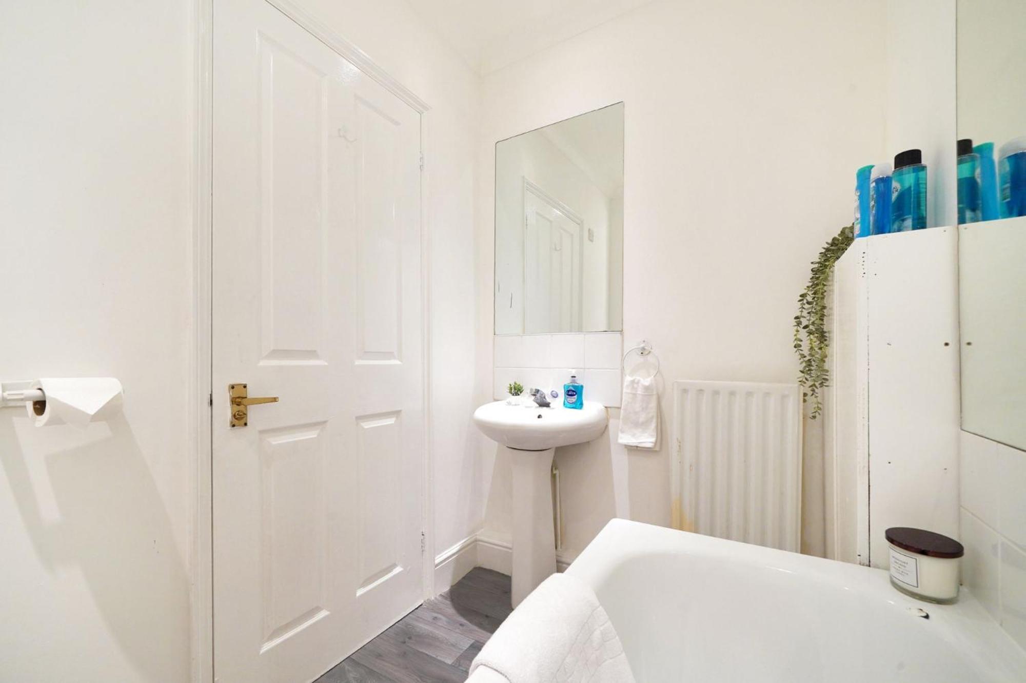 Apartment Affordable One Bed Bayswater Special Price *