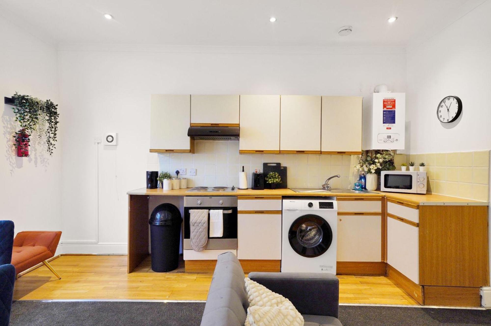 Affordable One Bed Bayswater Special Price Apartment *