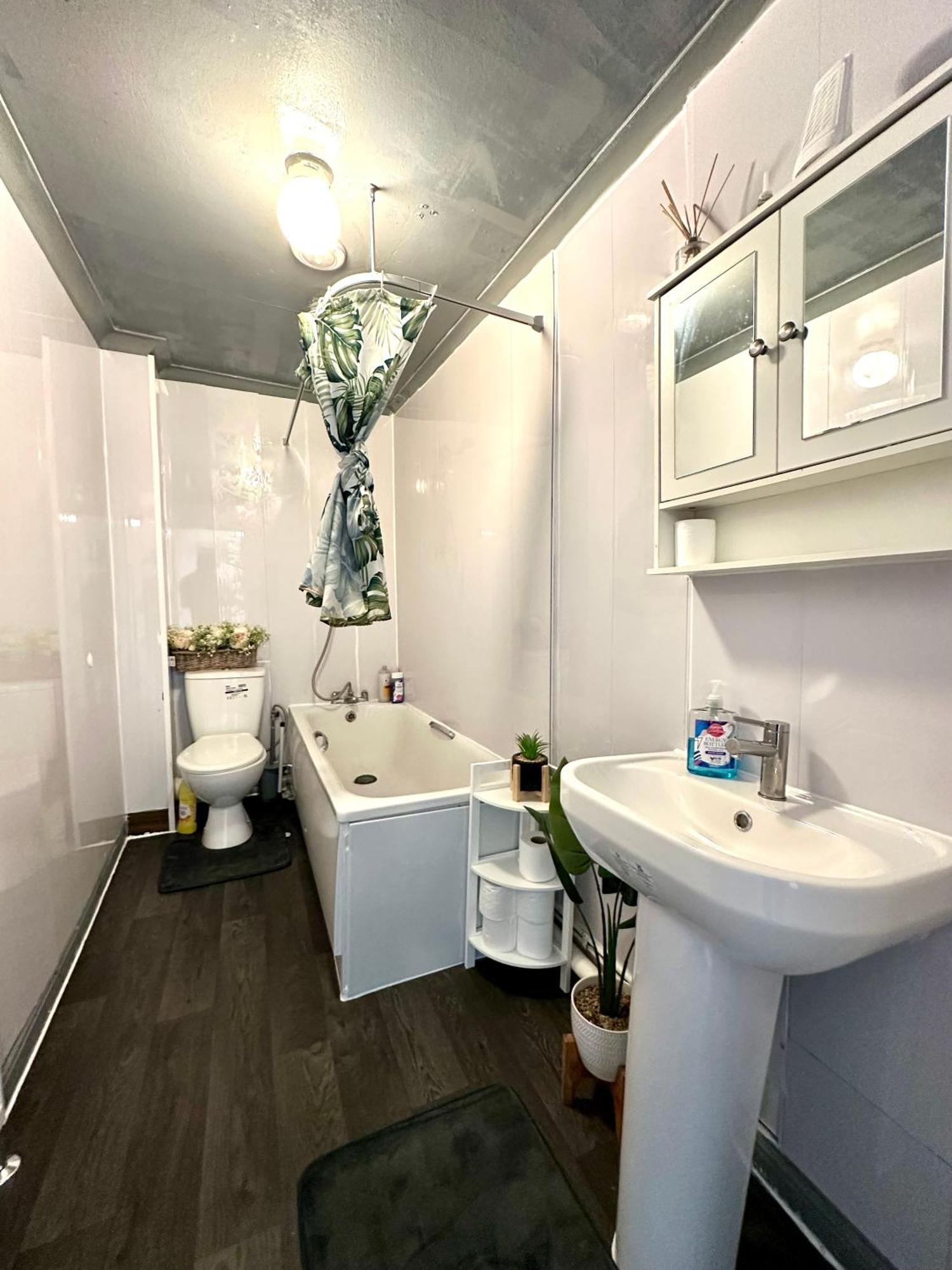Apartment Spacious 4- Bedroom Flat! Kings Cross, St Pancras