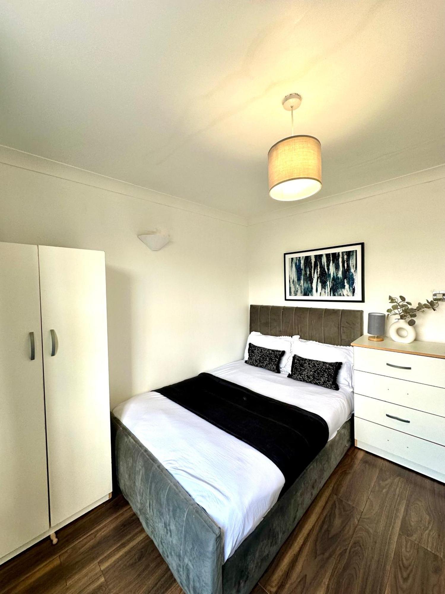 Apartment Spacious 4- Bedroom Flat! Kings Cross, St Pancras
