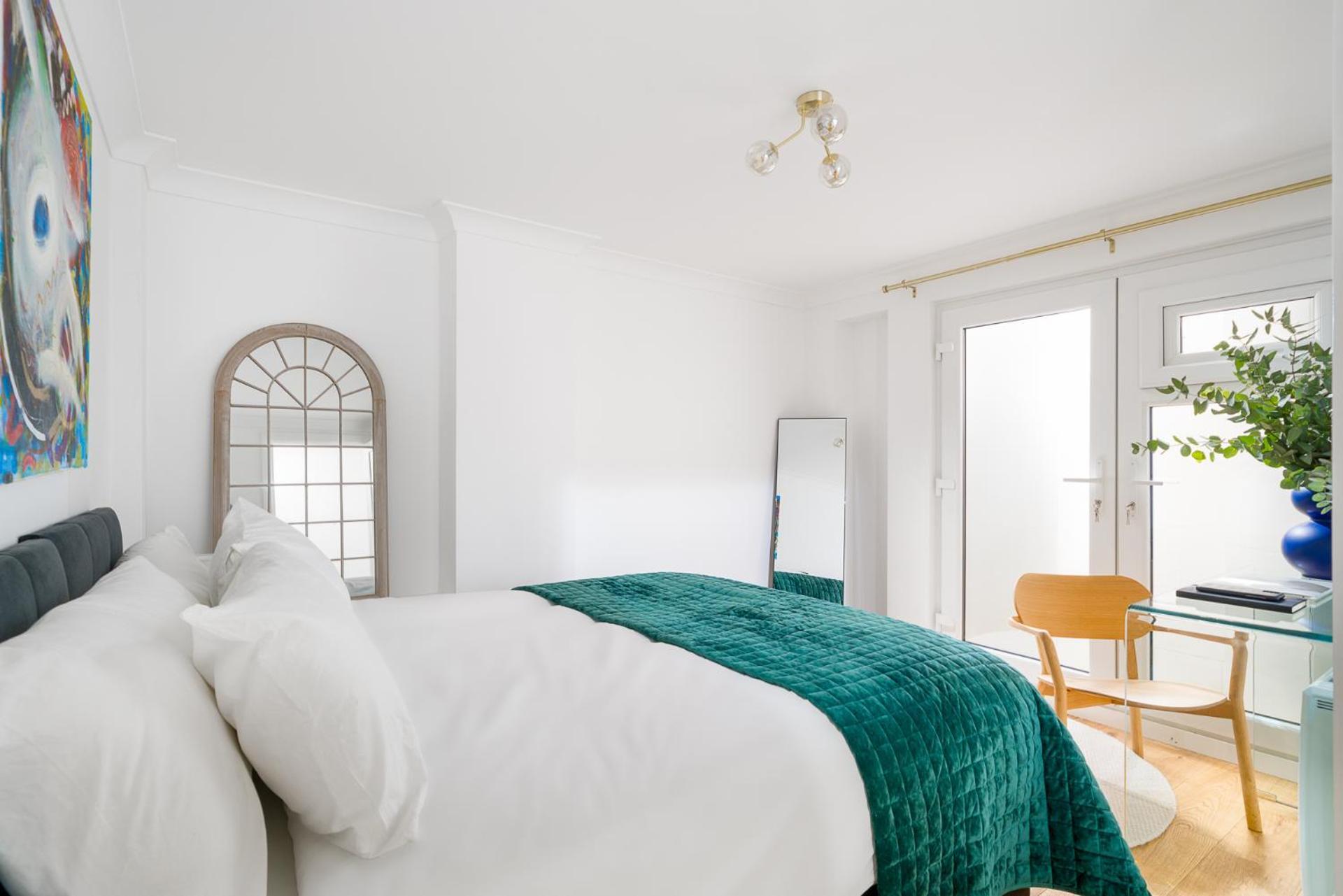 Apartment Niru Experience Stylish Garden Getaway