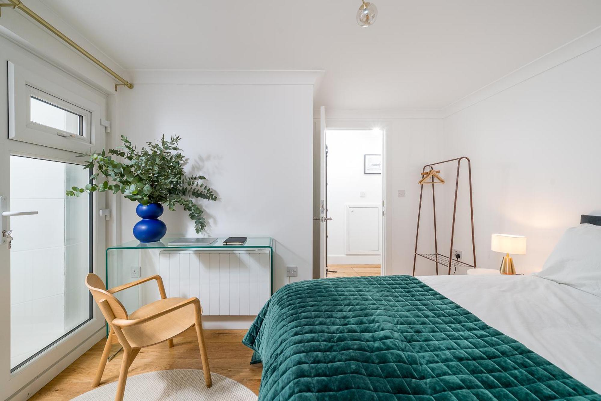Apartment Niru Experience Stylish Garden Getaway