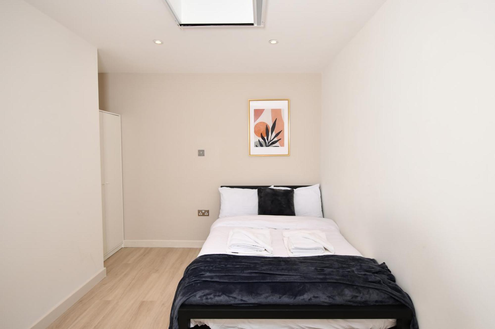 Gasthof Morden Stratford 2 With Shared Bathroom London