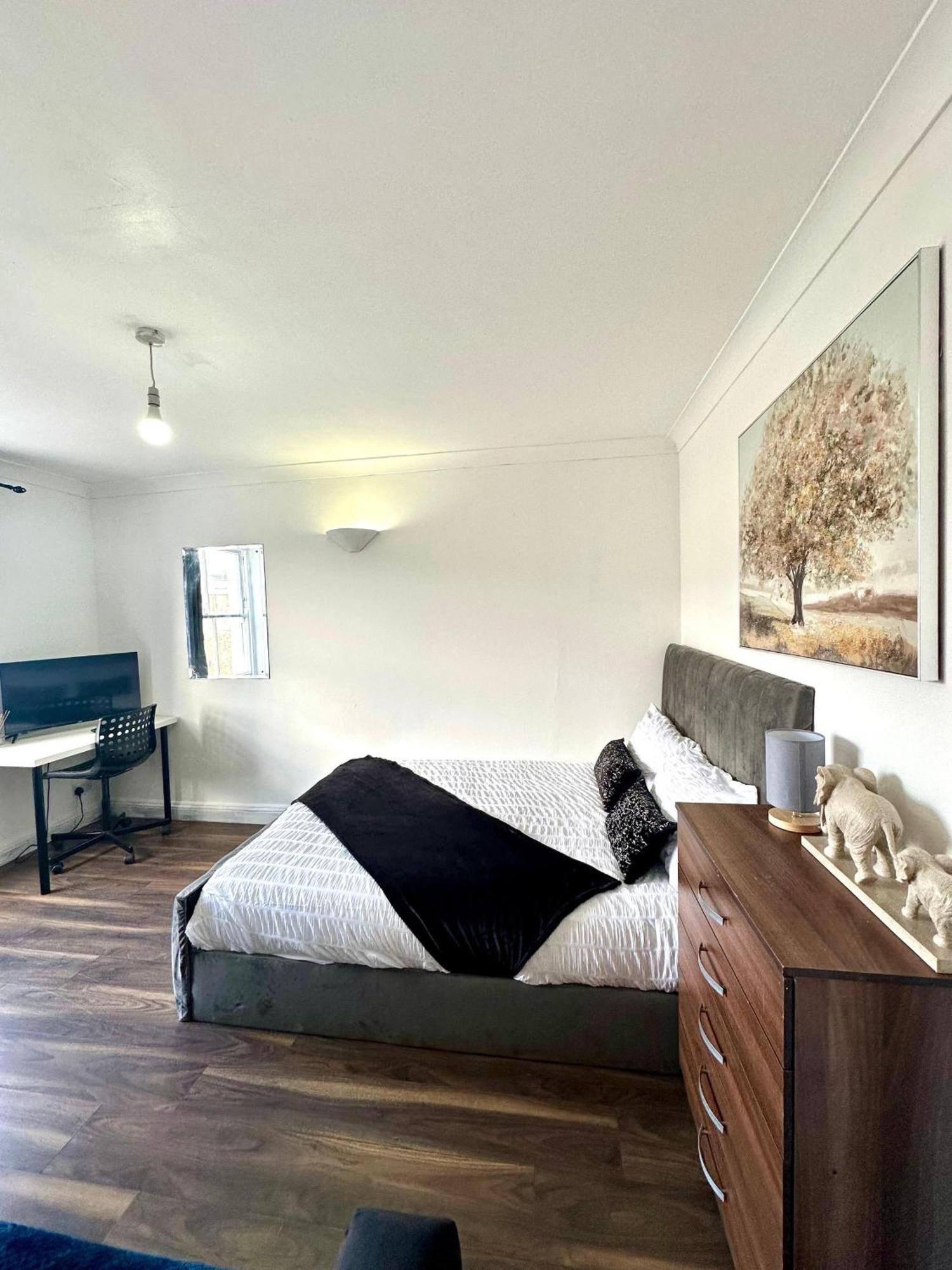 Apartment Stunning 4 Bedroom Flat In Kingscross, St Pancras!